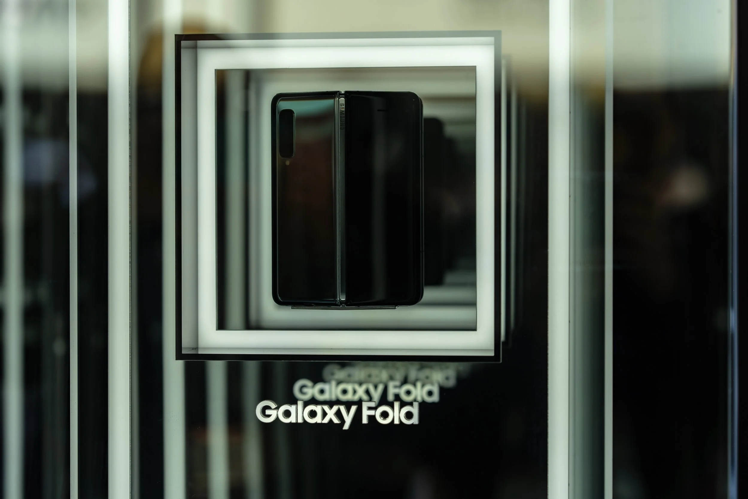 Hello Galaxy Fold!