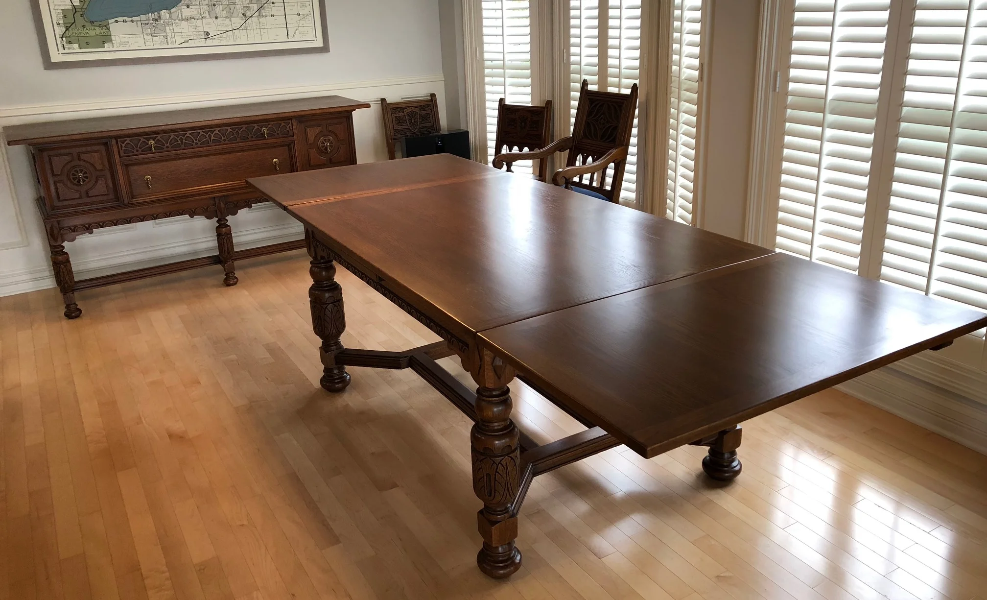 TABLE IMG_3217.JPG