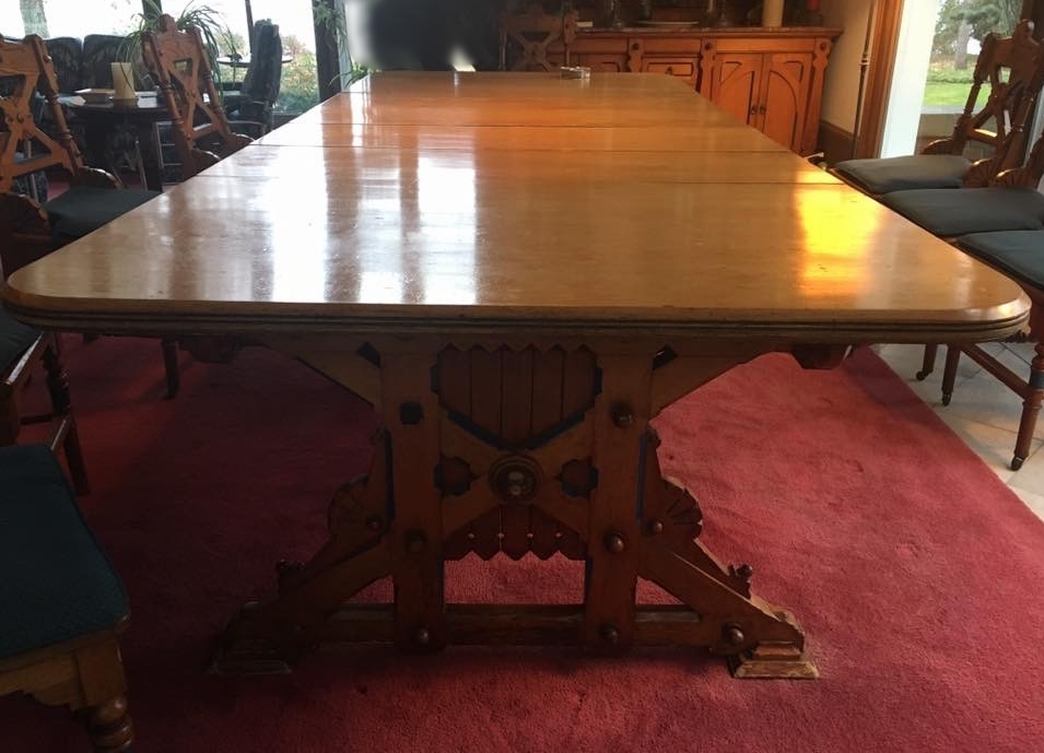 table IMG_3437.JPG