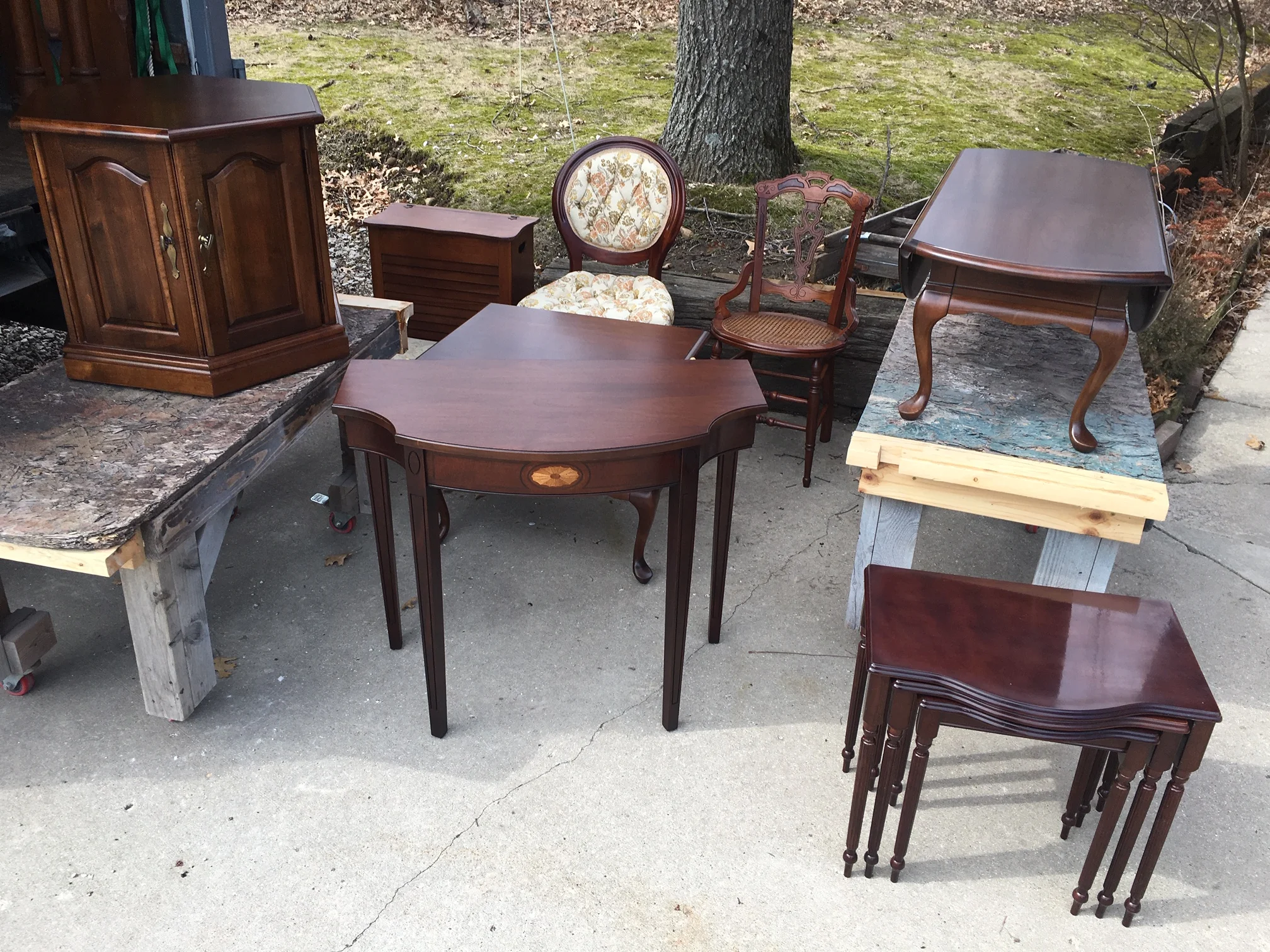 tables 3 IMG_5679.JPG