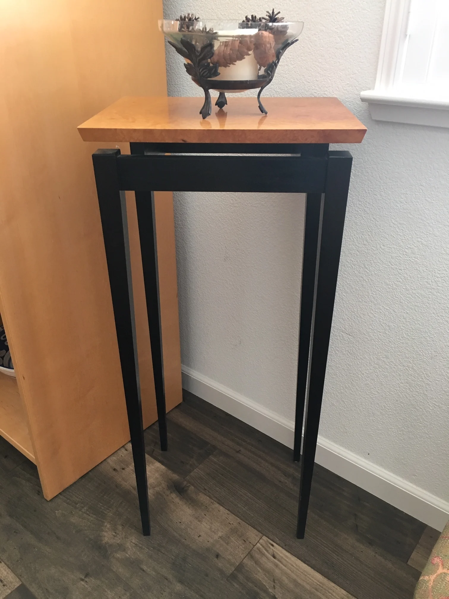 CULLEN TALL TABLE IMG_6405.JPG