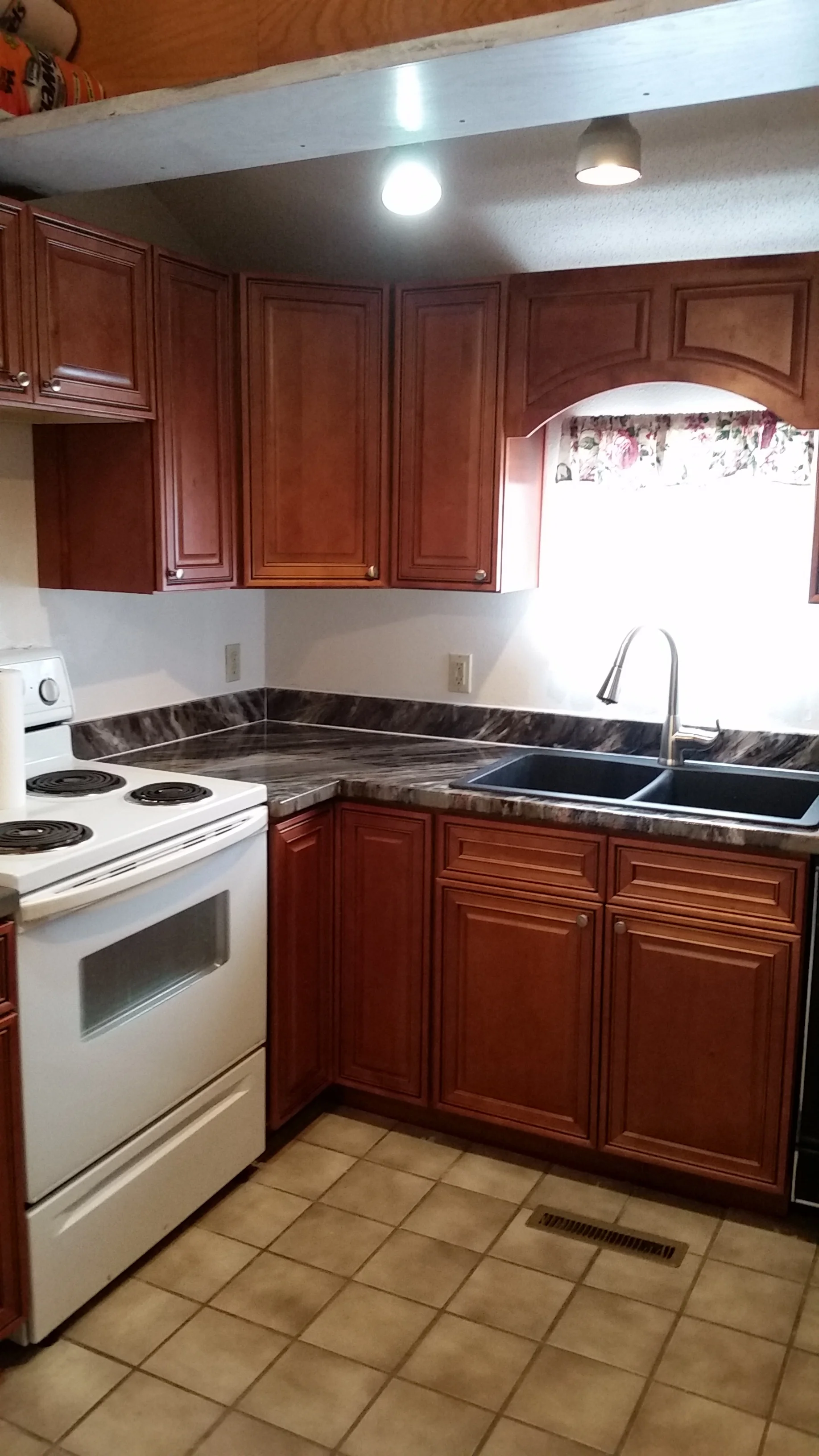 J&K Cabinetry Maple Mocha Glazed