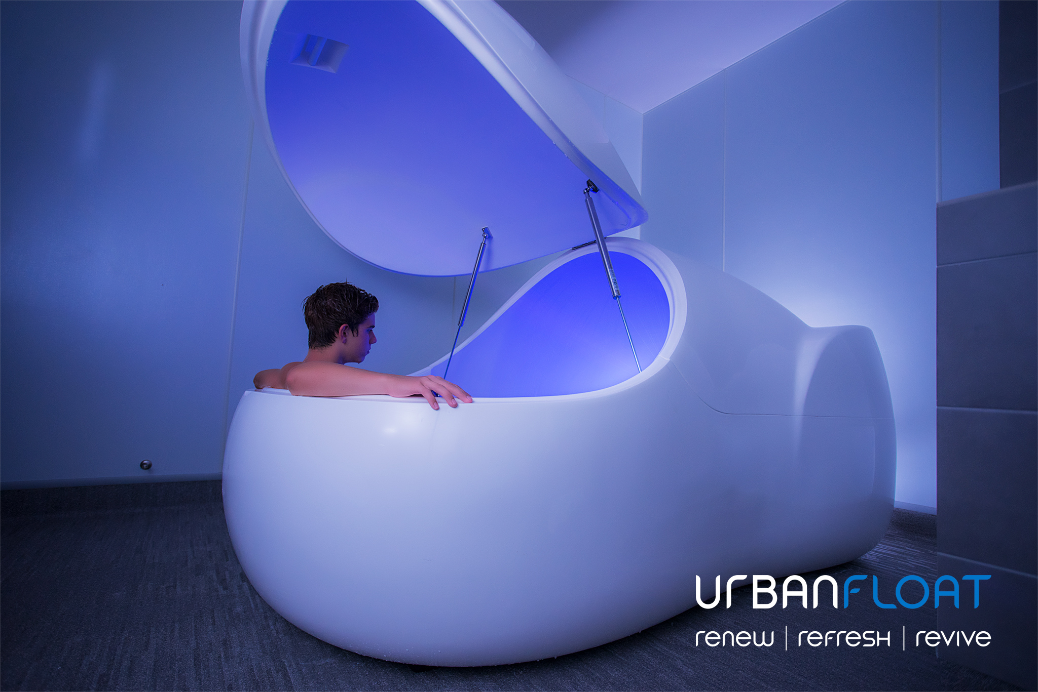 UrbanFloat-Floating-Youth-Focus-Jacob-5.jpg
