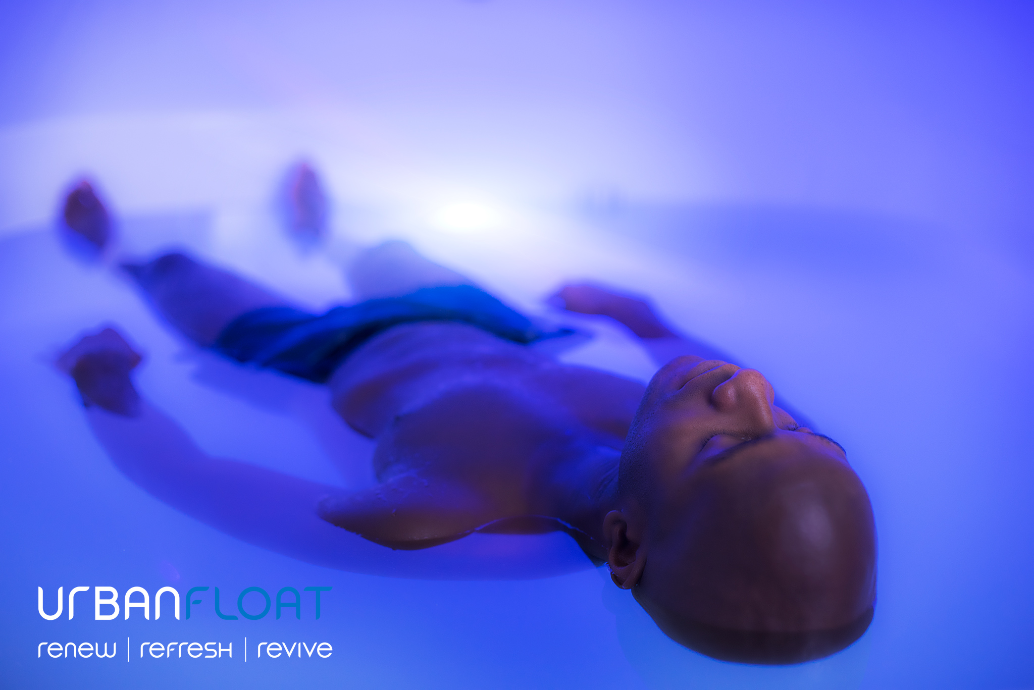 UrbanFloat-Floating-Fitness-Sports-Willie-6.jpg
