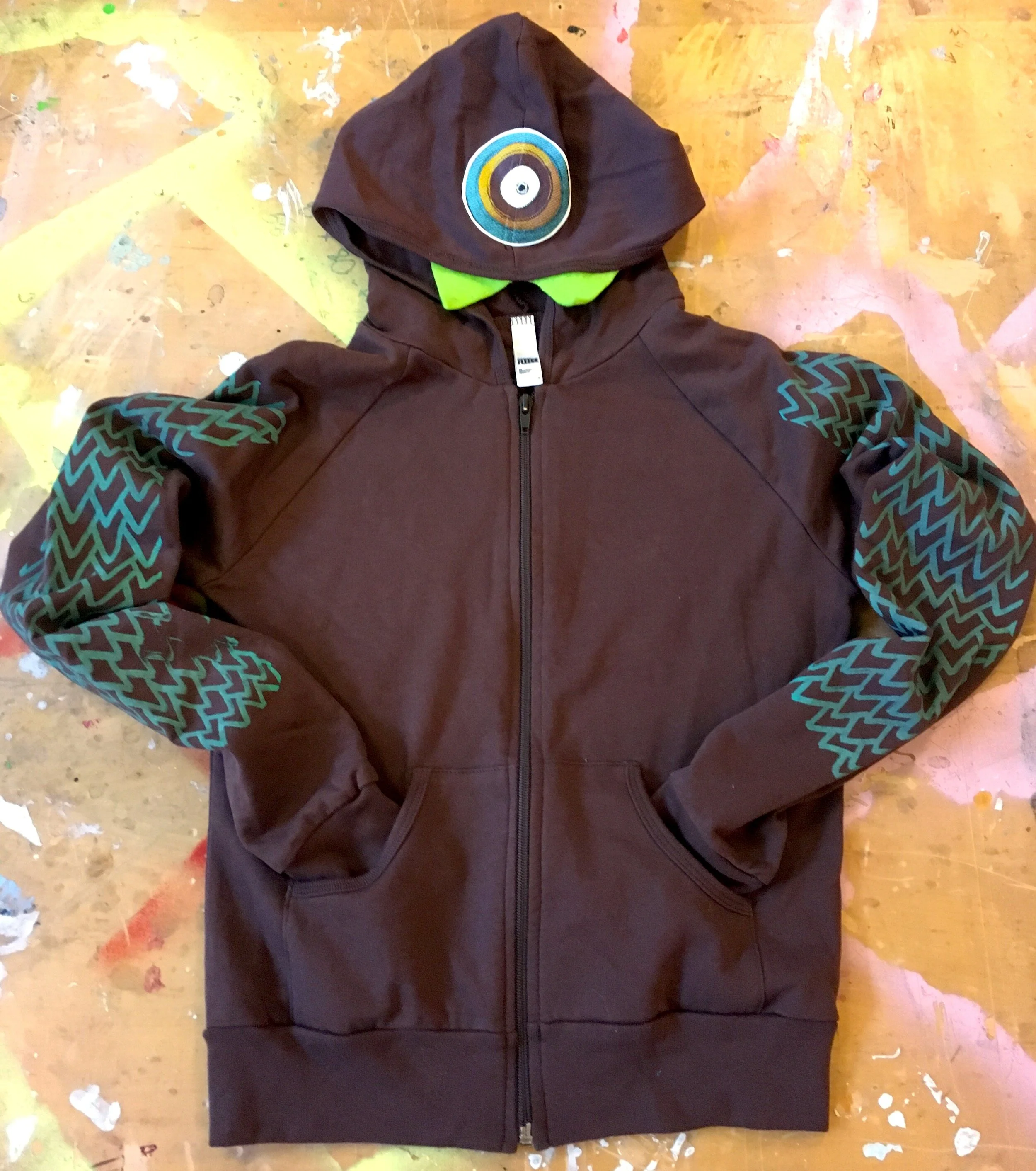 DELUXE HOODIE S 1 EYE 1.JPG