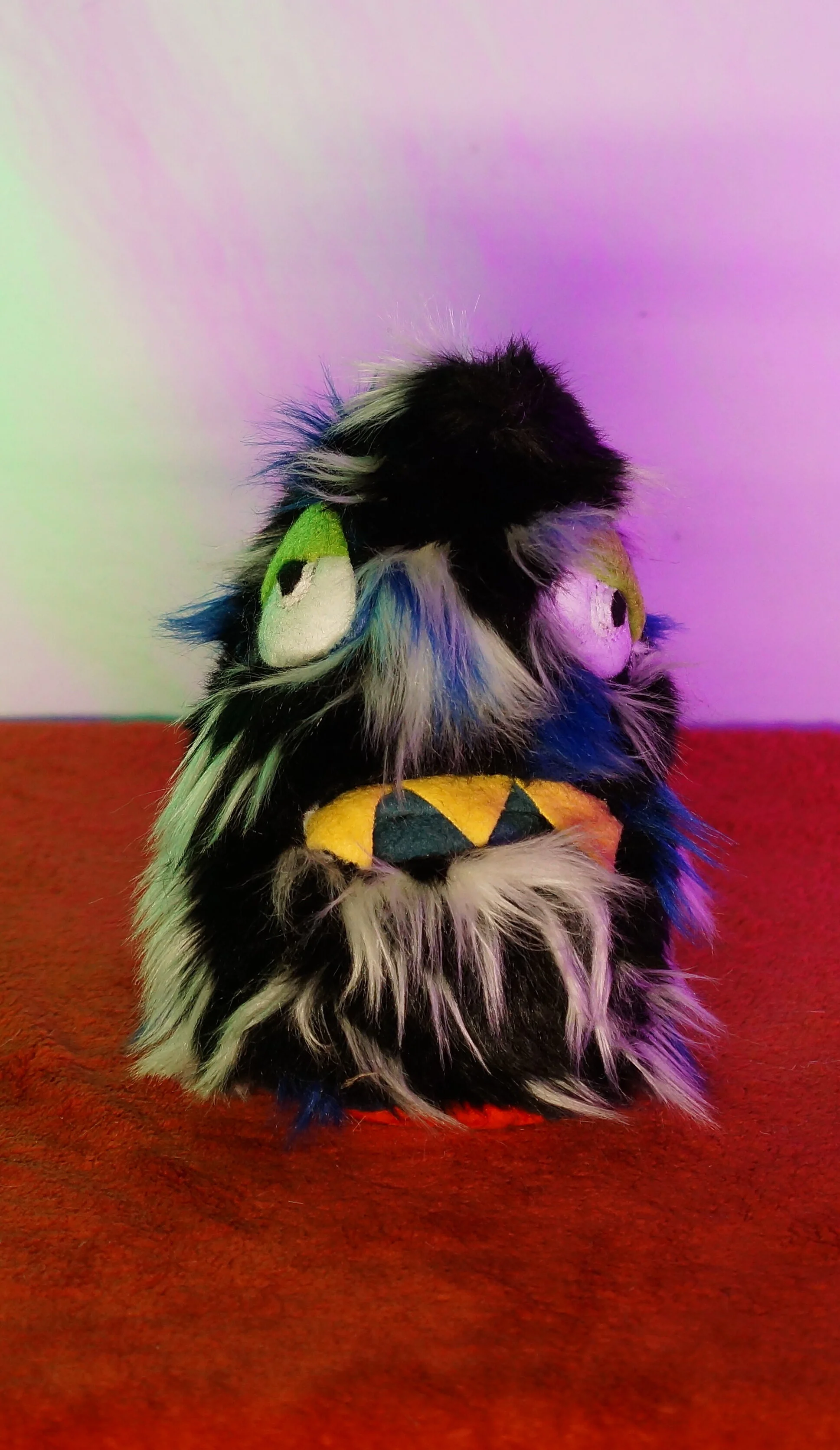 SMALL 2 EYED BLUE:WHITE:BLACK 1.JPG