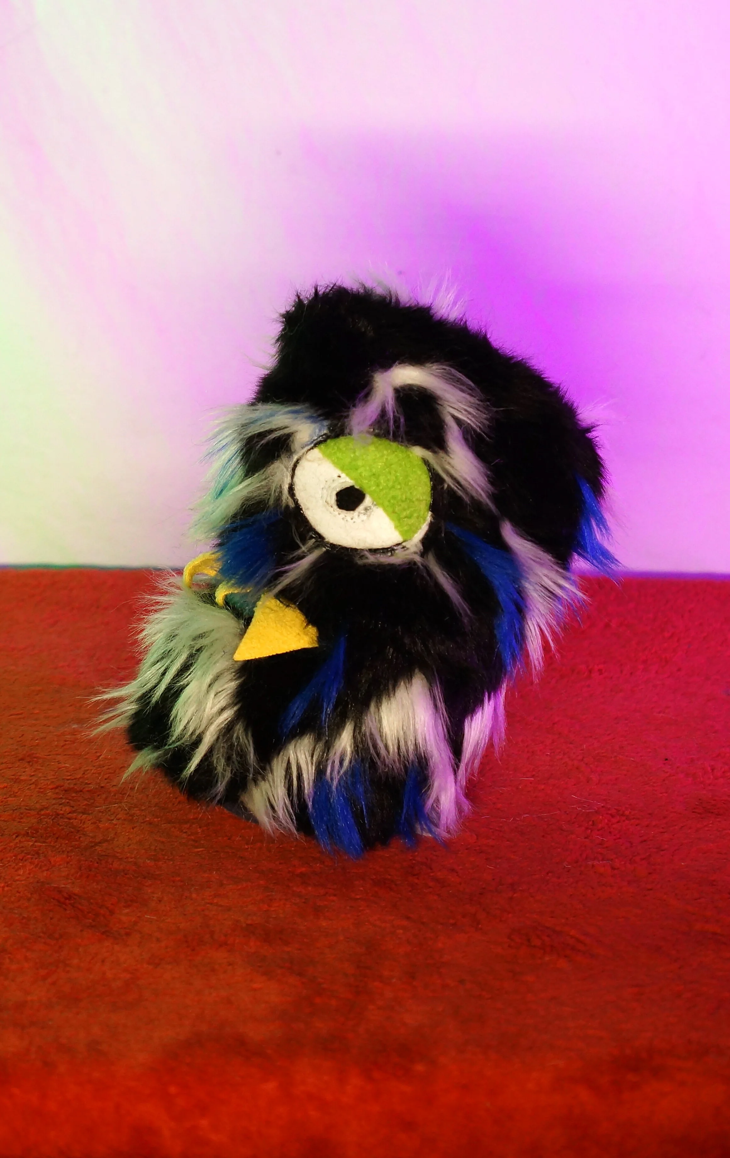 SMALL 2 EYED BLUE:WHITE:BLACK 3.JPG