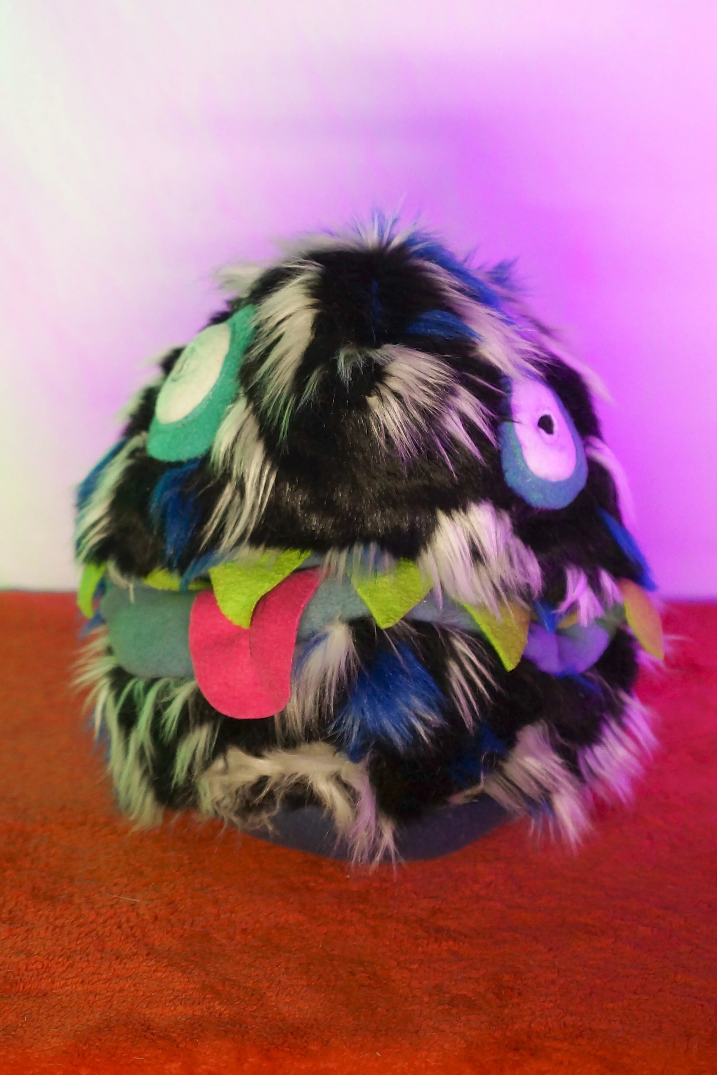 LARGE BLUE, WHITE &amp; BLACK MONSTER HEAD