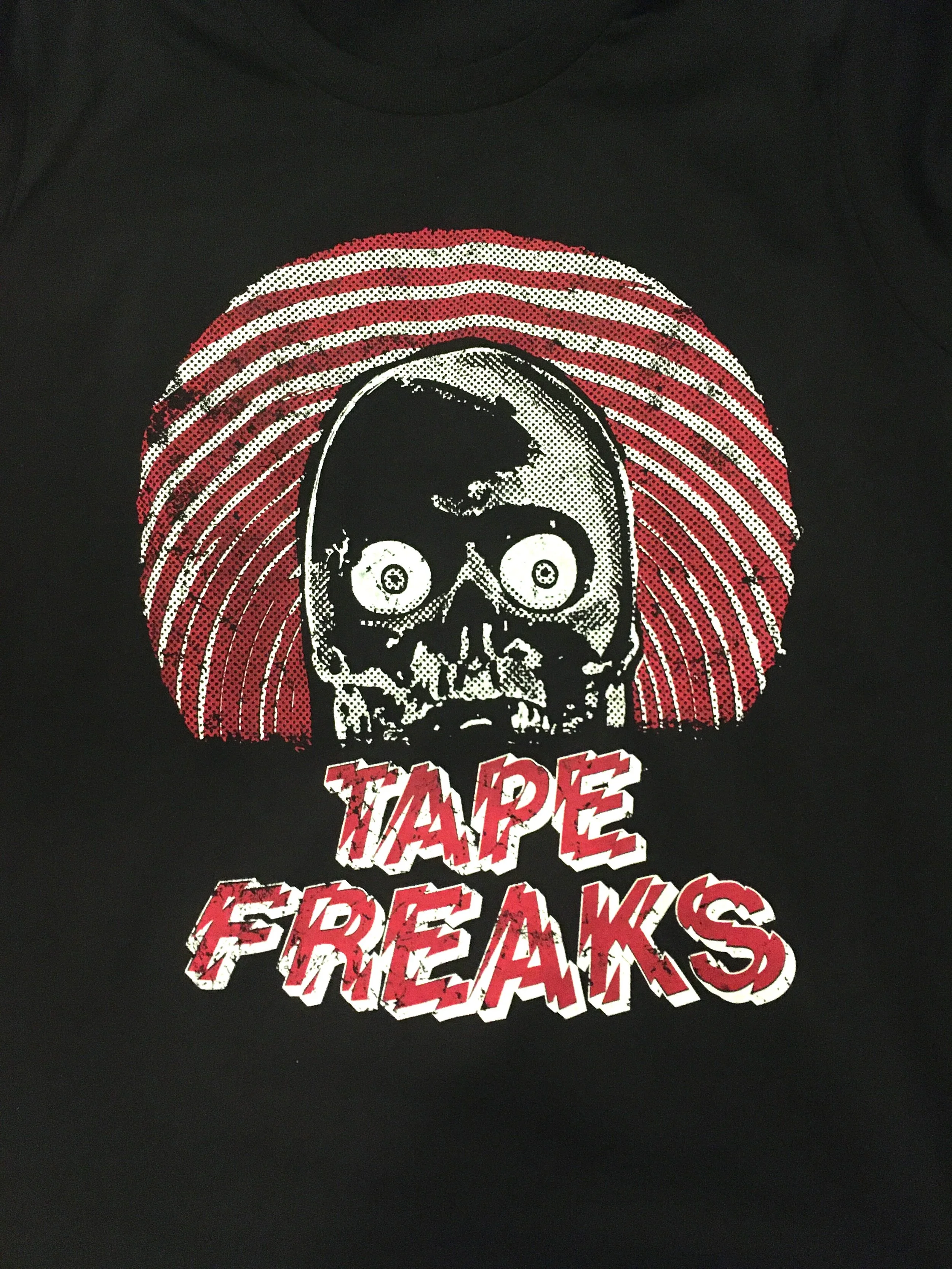 TAPE FREAKS SKULL T-SHIRT RED