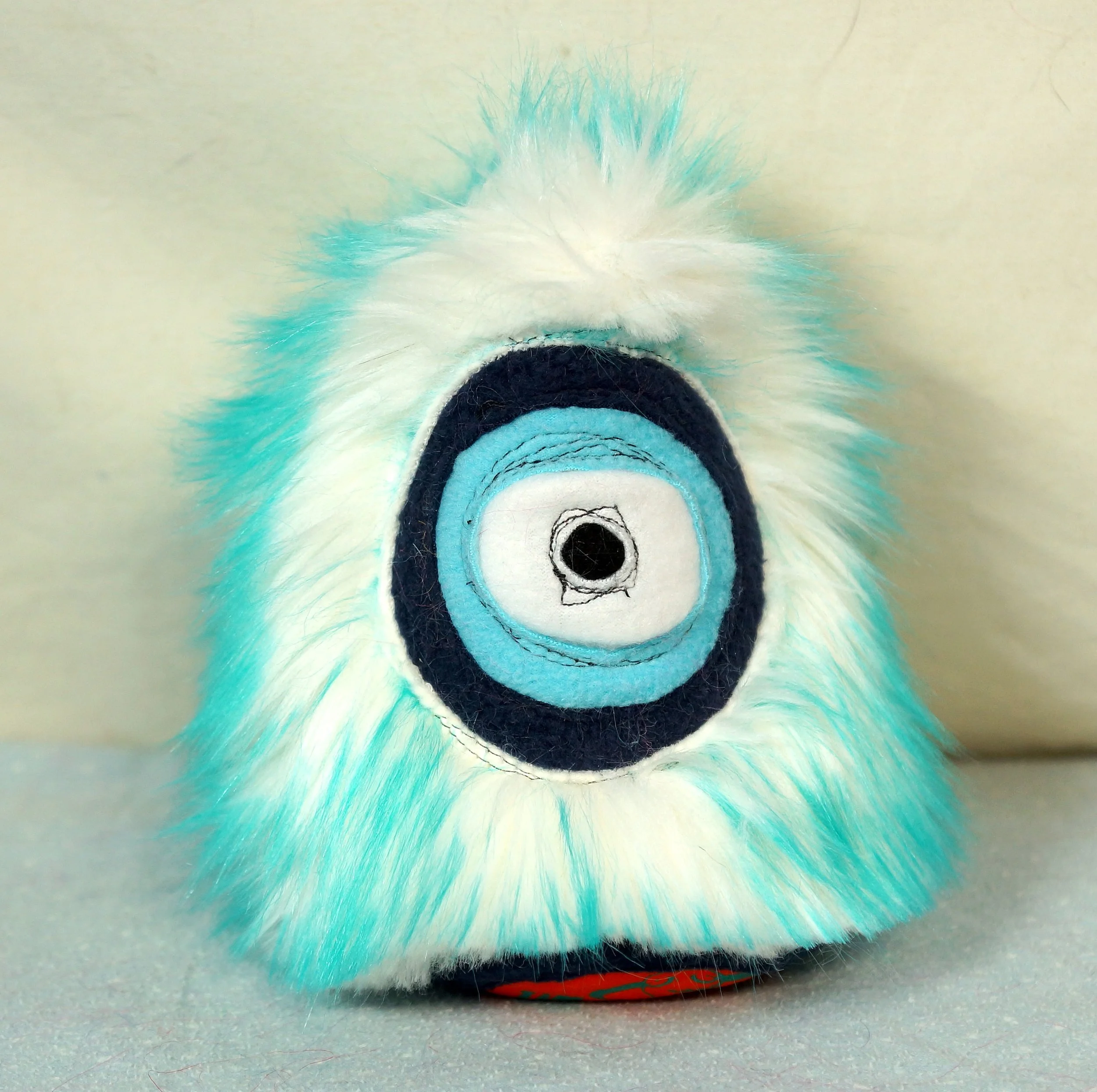 SMALL ONE EYED SNOW MONSTER