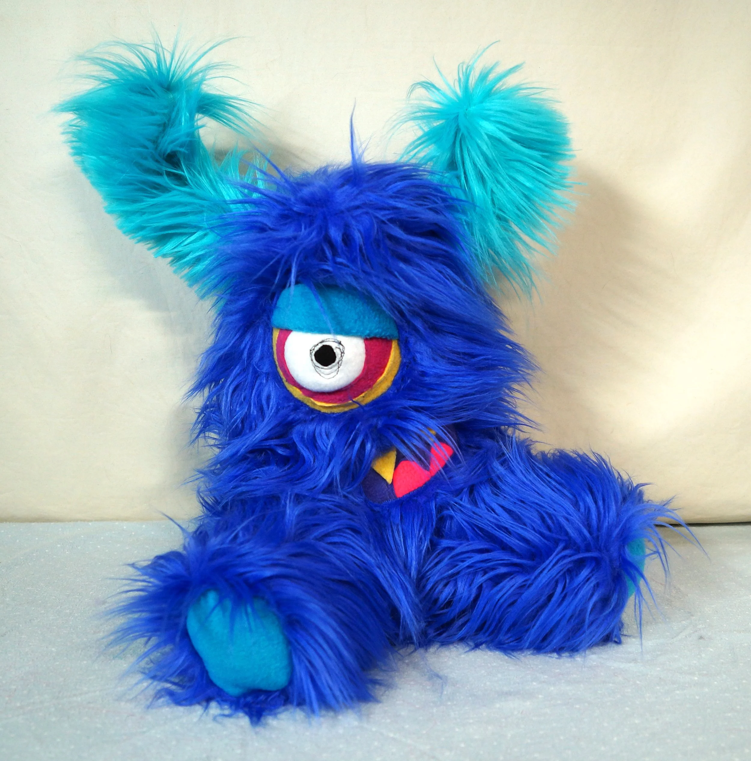 LARGE DARK BLUE MONSTER  HORNS AND LEGS