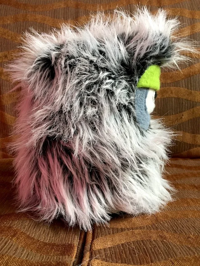 MED BLACK WHITE w MOUTH 3.JPG