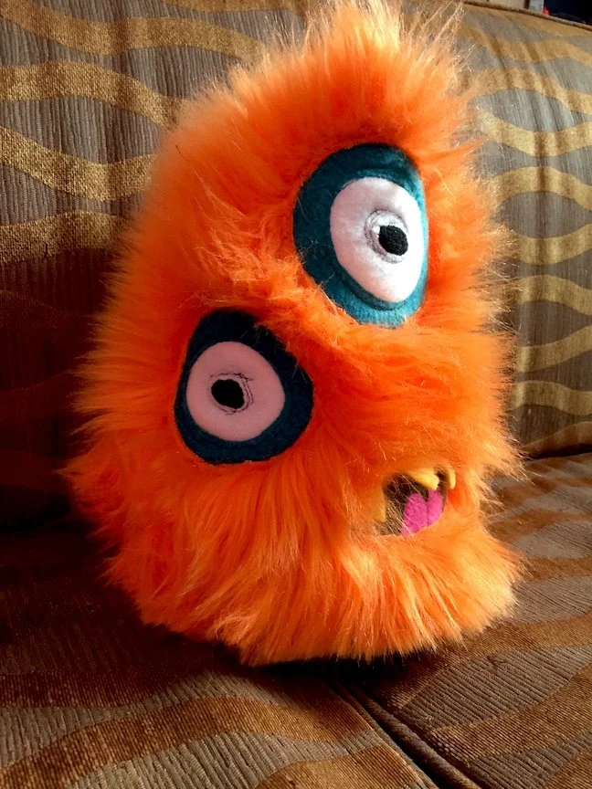 MEDIUM ORANGE 3 EYE 2.JPG