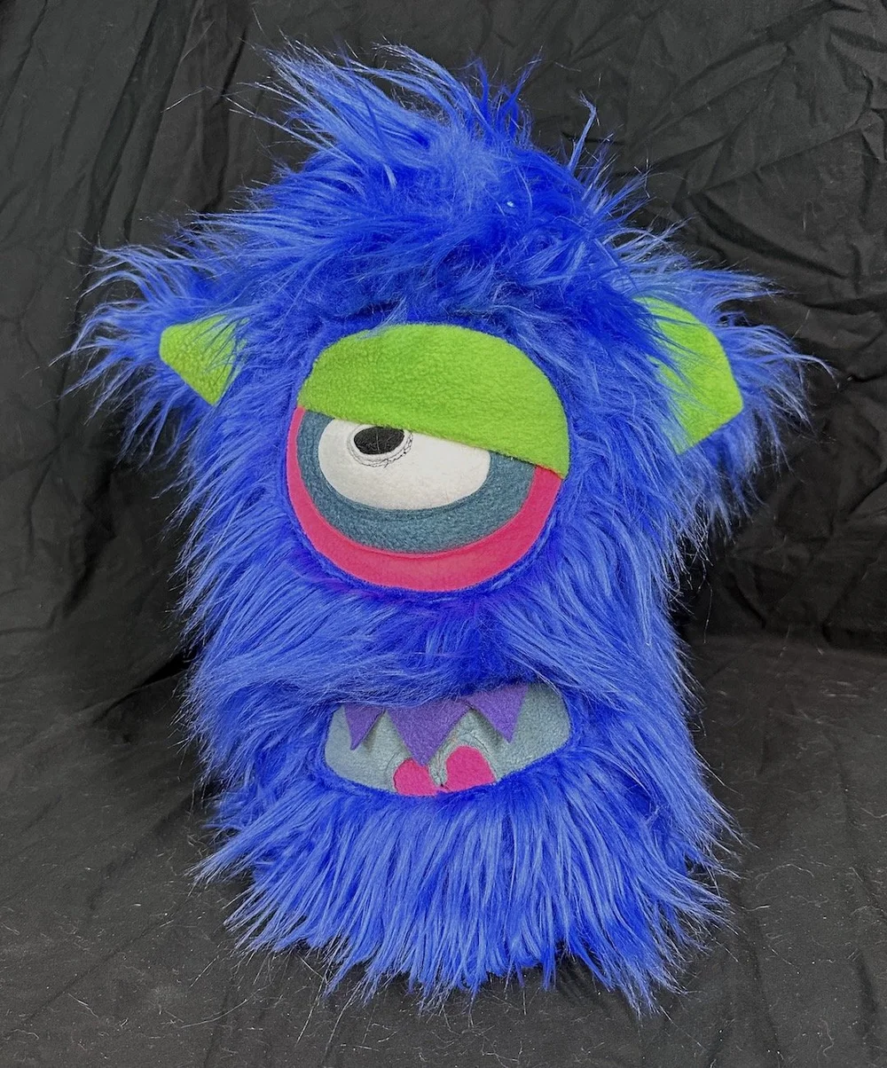 LARGE SNOW MONSTER WITH POCKET MOUTH, HORNS — TIM MONSTERS! -