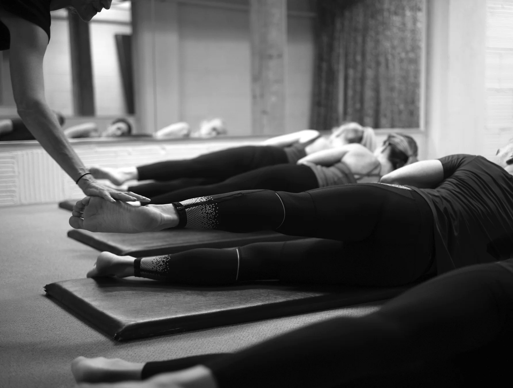 ZoePilates10.11.17-7_BW_r1.jpg