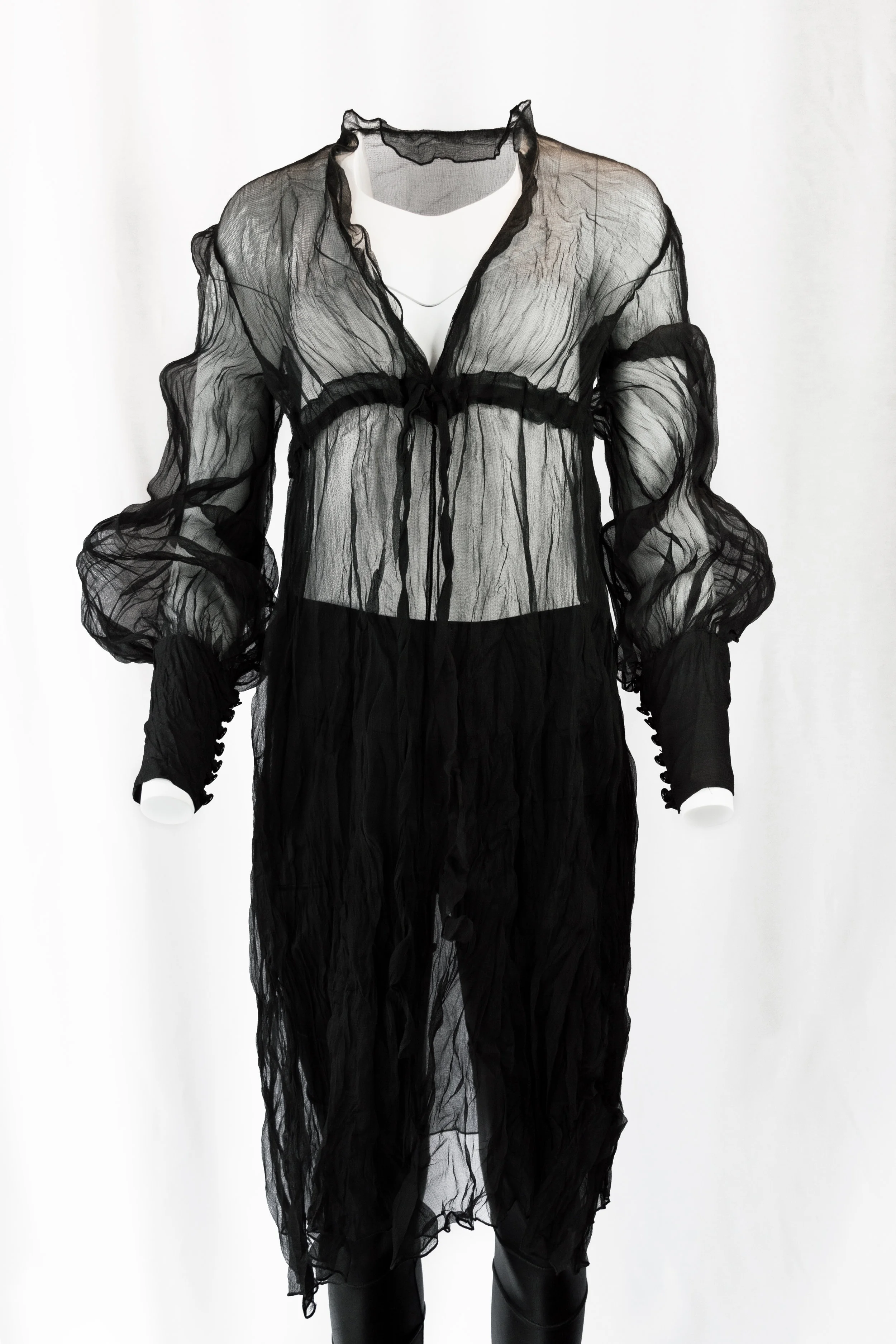 shearpuffsleeve_blouse_F.jpg
