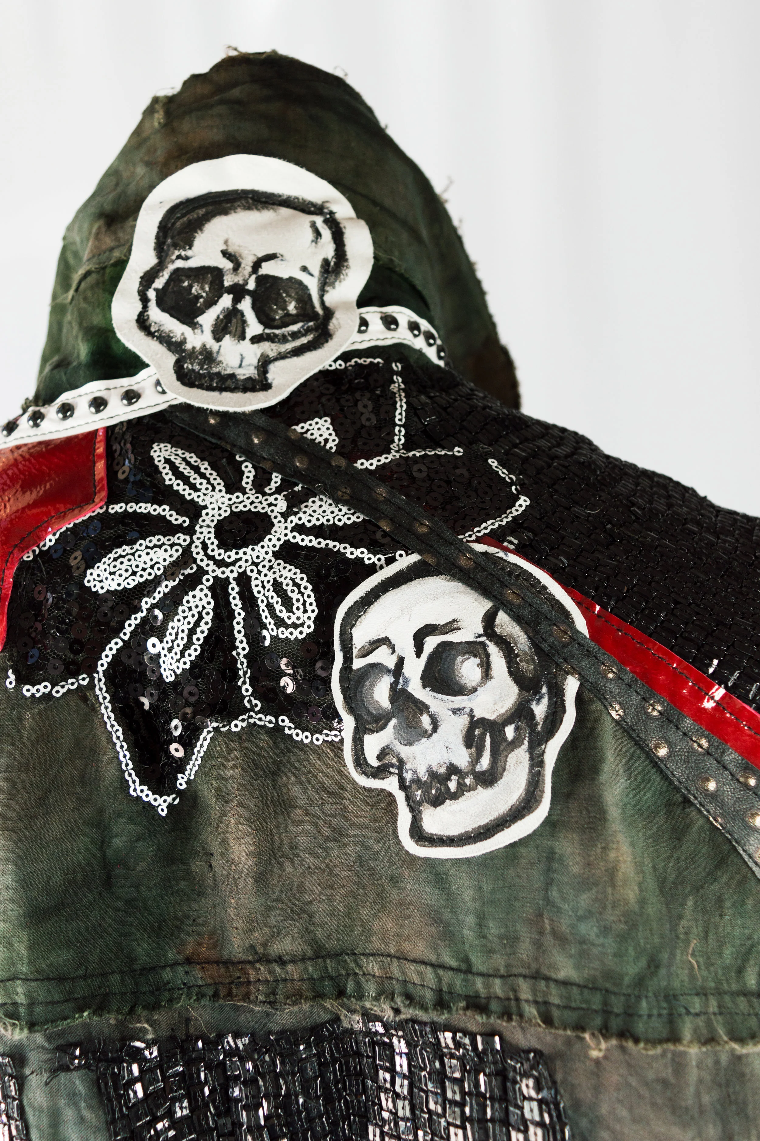 skull_vest_C2.jpg