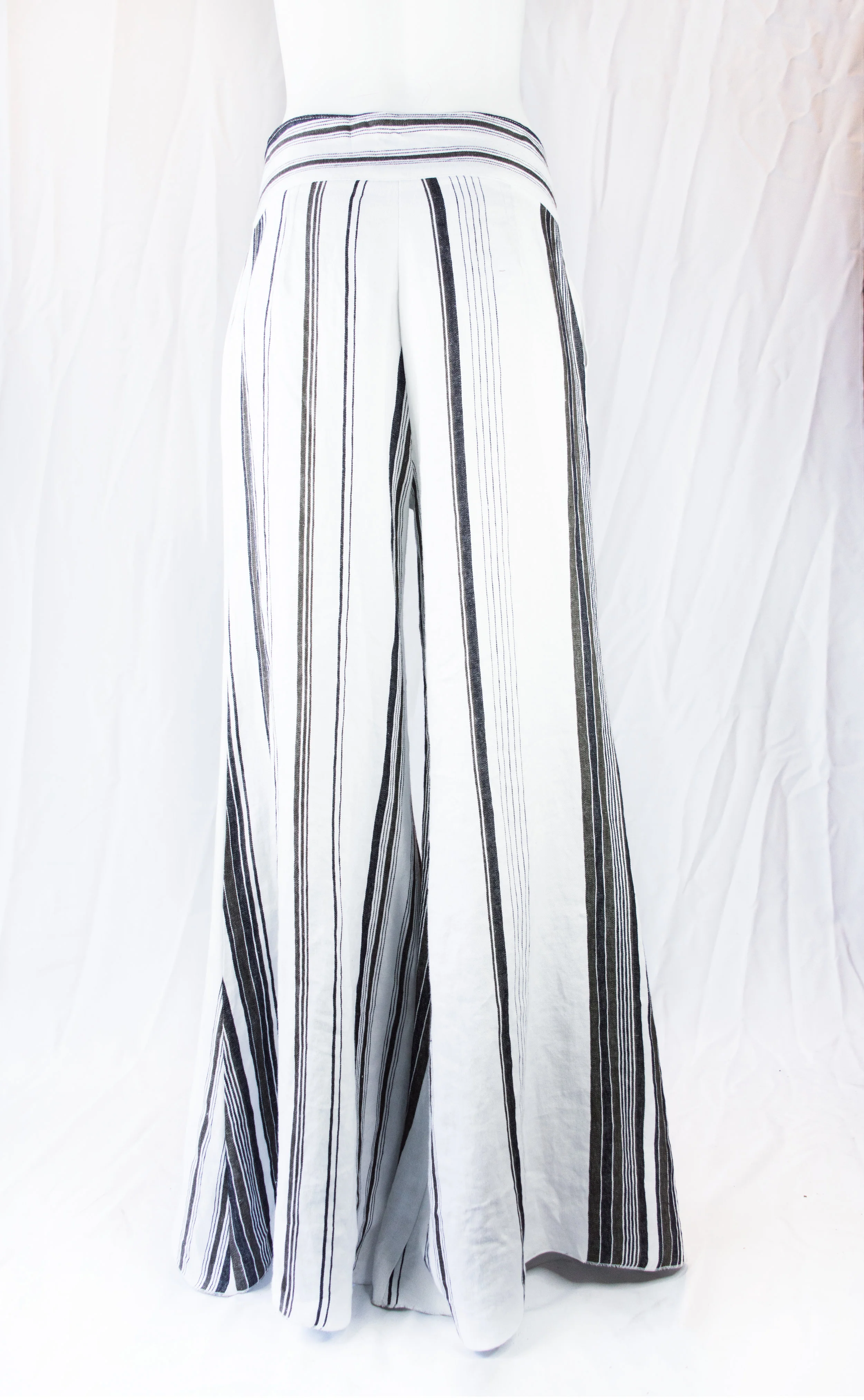 whitestripe_wideleg_pant_B.jpg