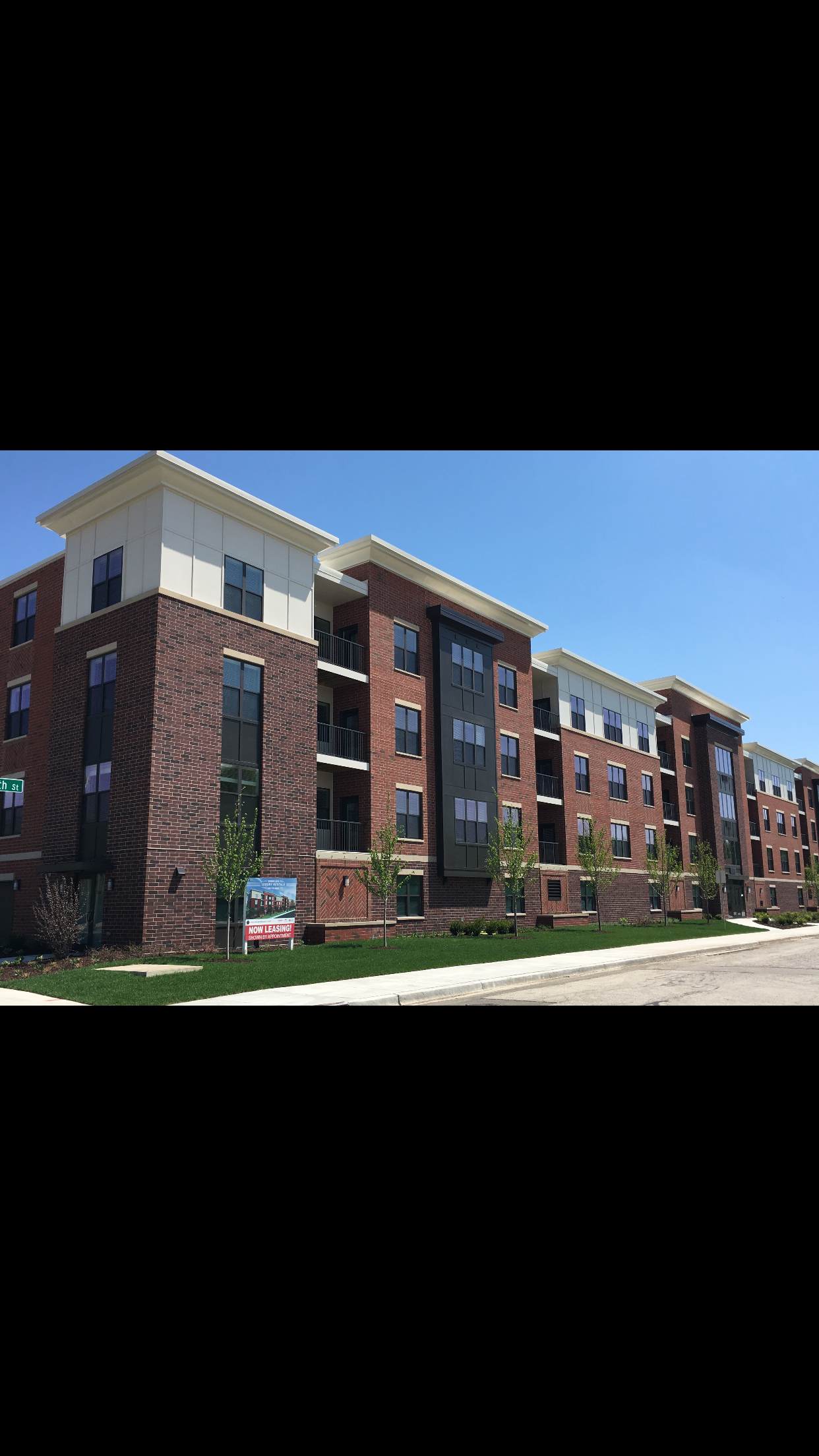 Luxury Living In Downtown Naperville Ellsworth Station