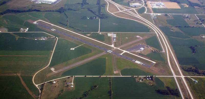 Omar N. Bradley Regional Airport: Runway 5 - 23 Construction