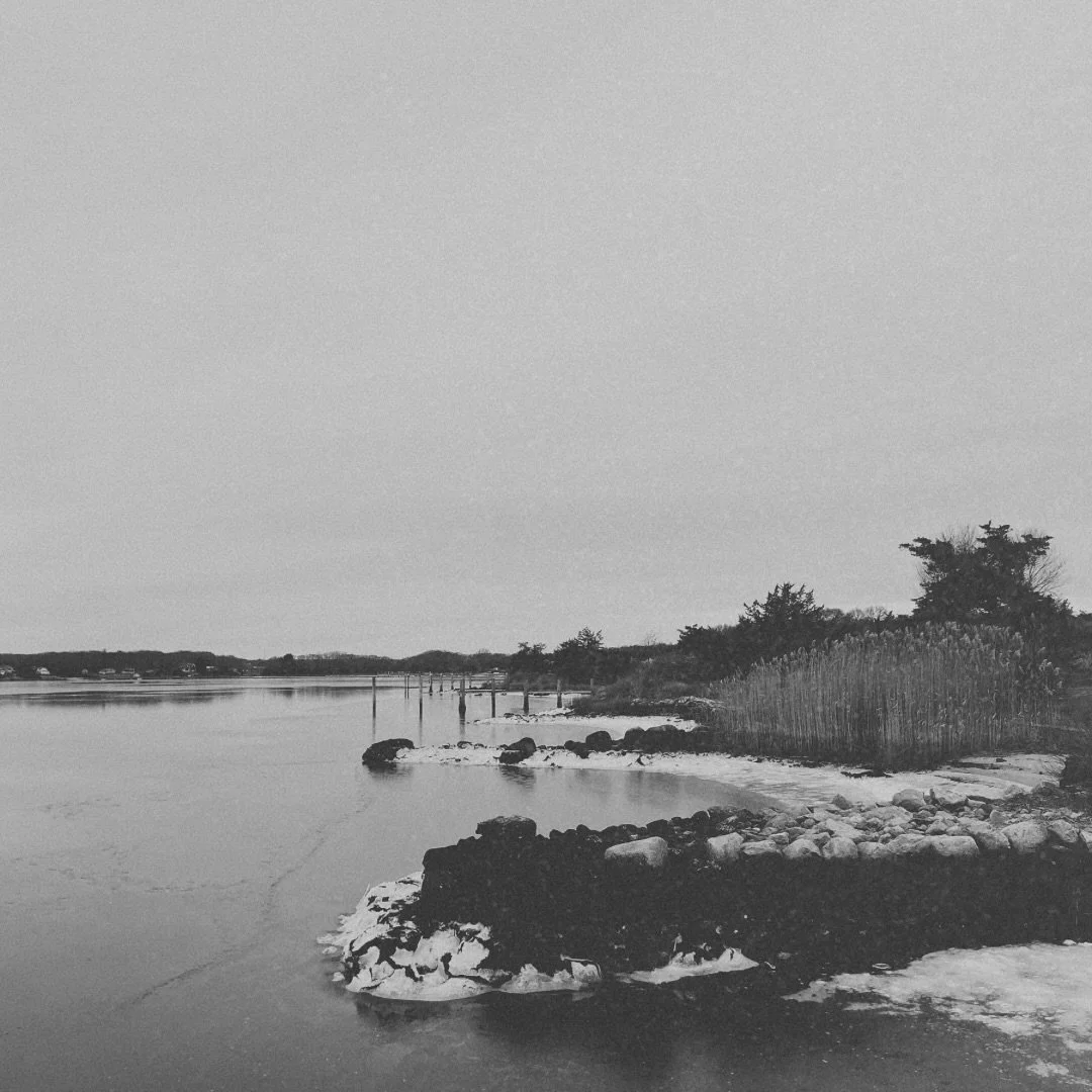 ❄️Winter Solstice FLASH sale ❄️
Invite in rituals of radiance on this darkest day. Use SOLSTICE15 for 15% off. Today only!
.
.
.
#seedtoskin #organicskincare #winterrituals