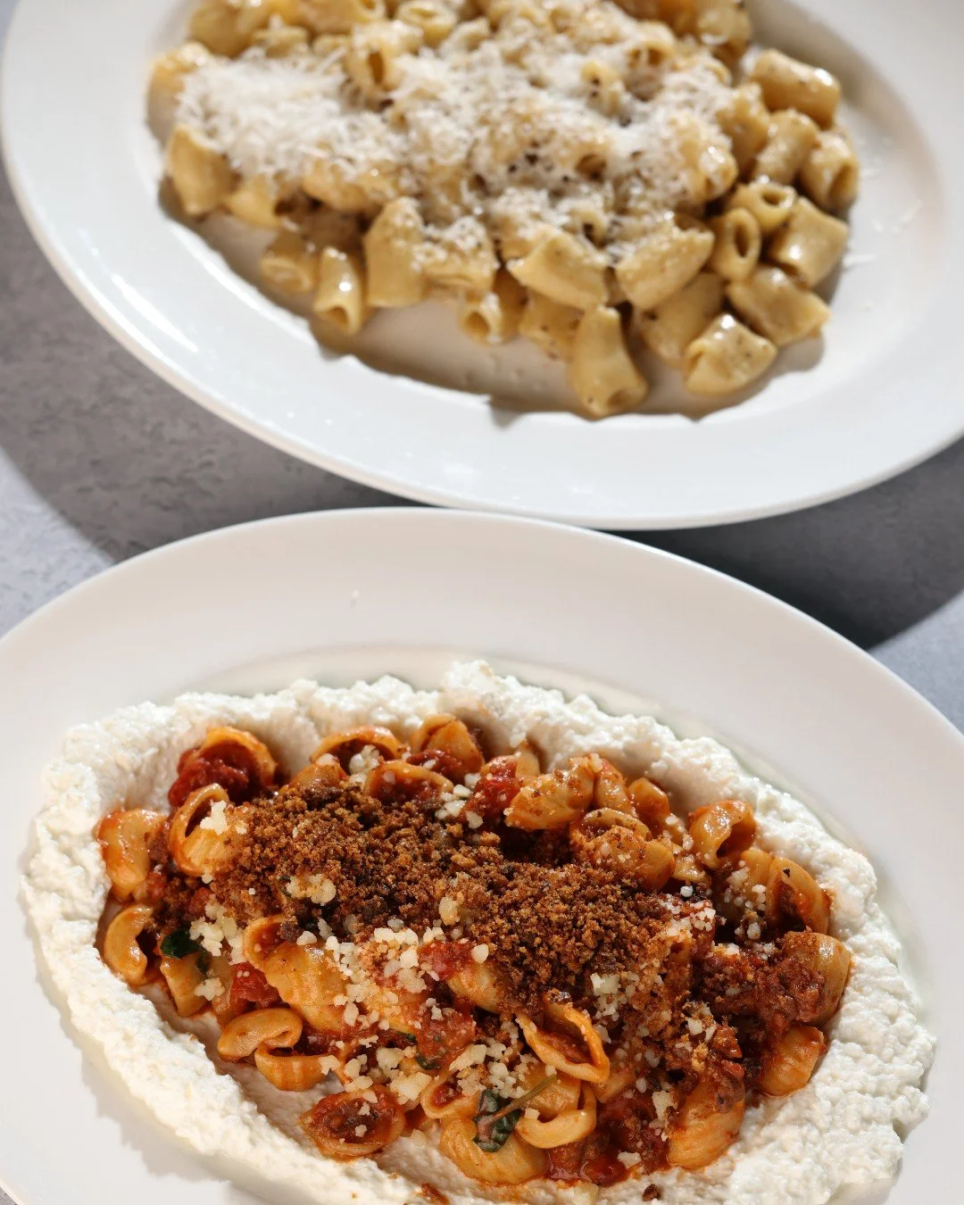Make your date night 🩵 Vetti 🩵 delicious and try one of our fan-favorite pasta dishes, like our Rigatoni Cacio e Pepe or Orecchiette! Or you can get cozy and get both to share. 👩&zwj;❤️&zwj;💋&zwj;👨

#ItalianFood #Pasta #CacioEPepe #Orecchiette #