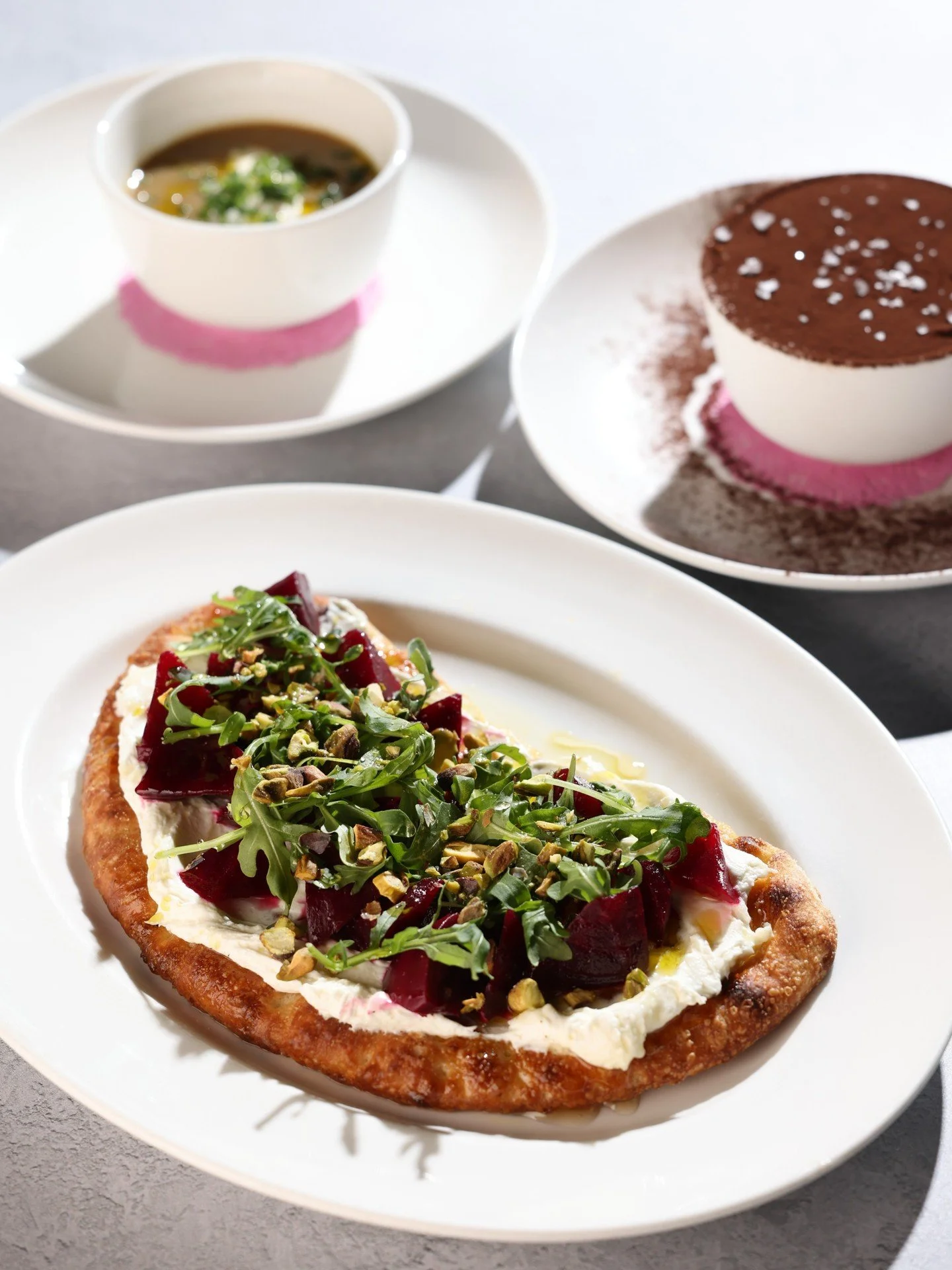 Lunch is cos&igrave; buono when you can get a 3-Course Lunch Prix Fixe for only $25! ✨ Join us Wednesday - Friday from 11am to 2pm for your menu favorites and new seasonal flavors. 

Starters: 
- Wedge of Caesar Salad
- Cup of Soup
- Roman Suppli

En