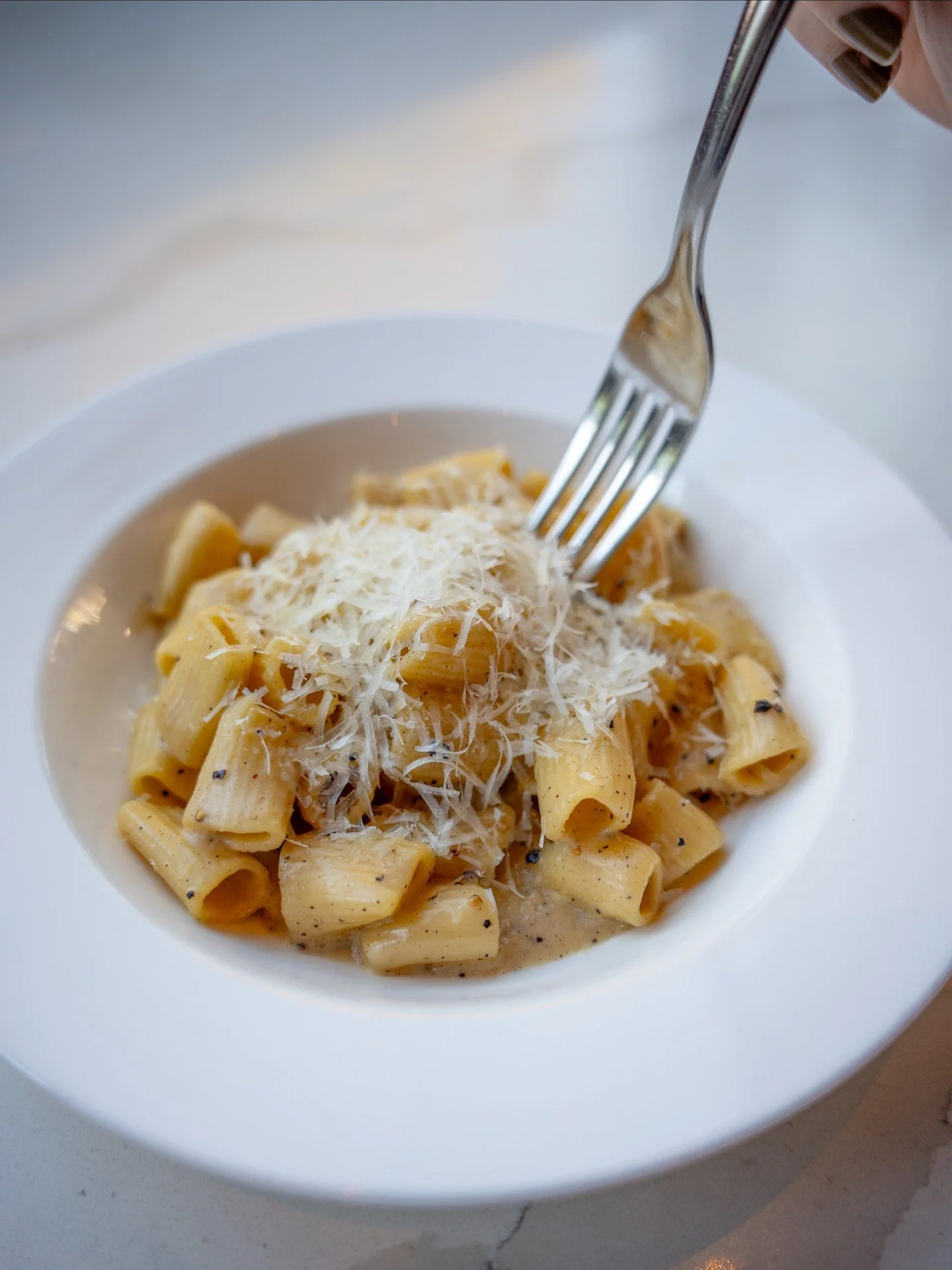 When you get to spend time with the person you love, enjoying the pasta you love, at the place you love - it's a 10/10. 💝 

#barvetti #italianrestaurant #louisville