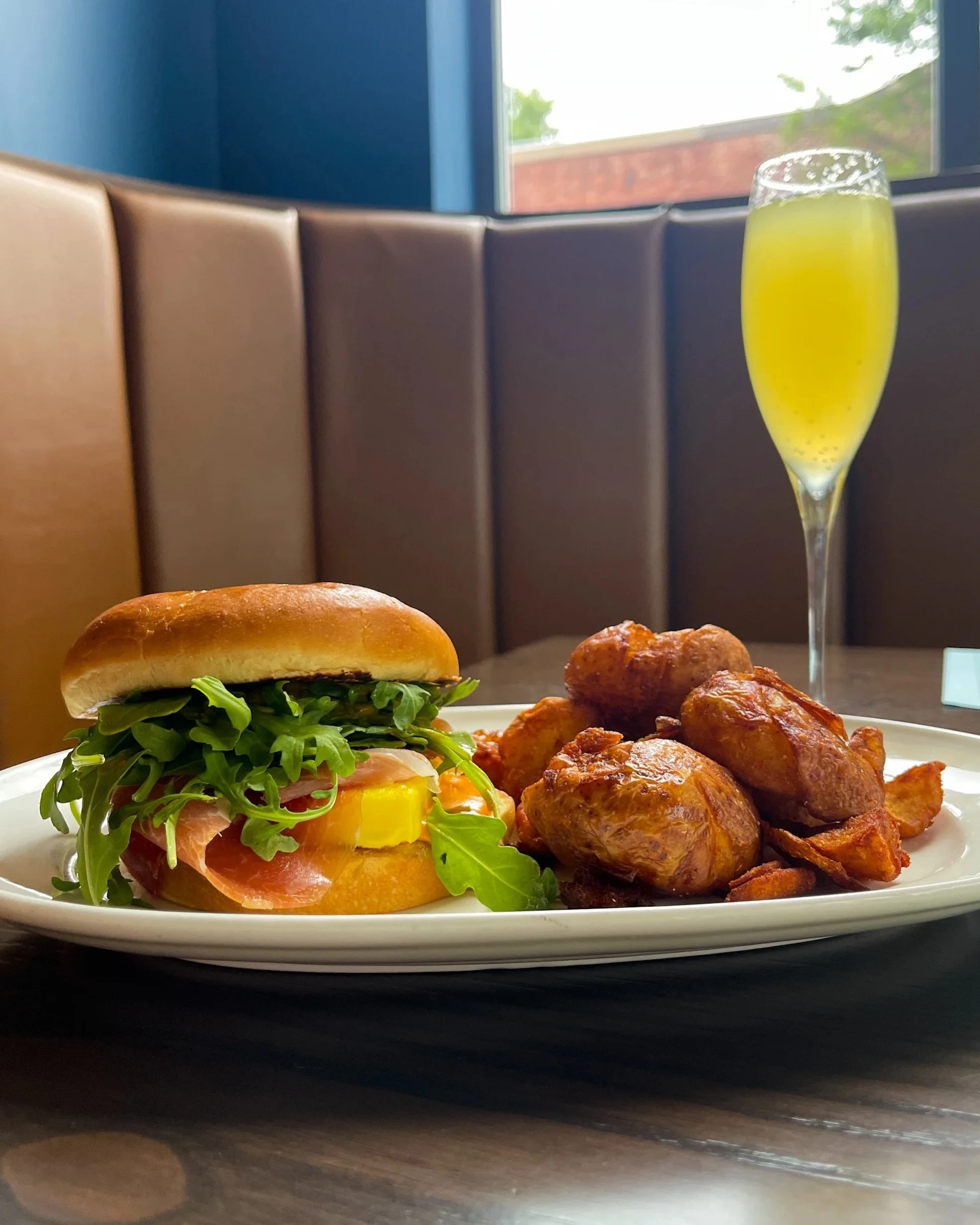 Brunch (and Beyond) with us every weekend from 10-2.

&ldquo;bar Vetti has one of the BEST brunches in Louisville! Everything we&rsquo;ve tried has been so good, and it&rsquo;s easily become one of our favorite brunch spots. Great food, great atmosph