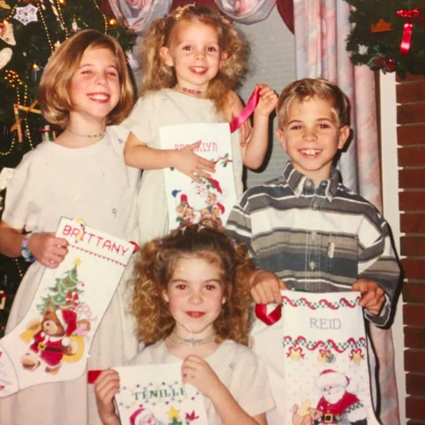 Tenille Gets Festive with Country Music Tattle Tale