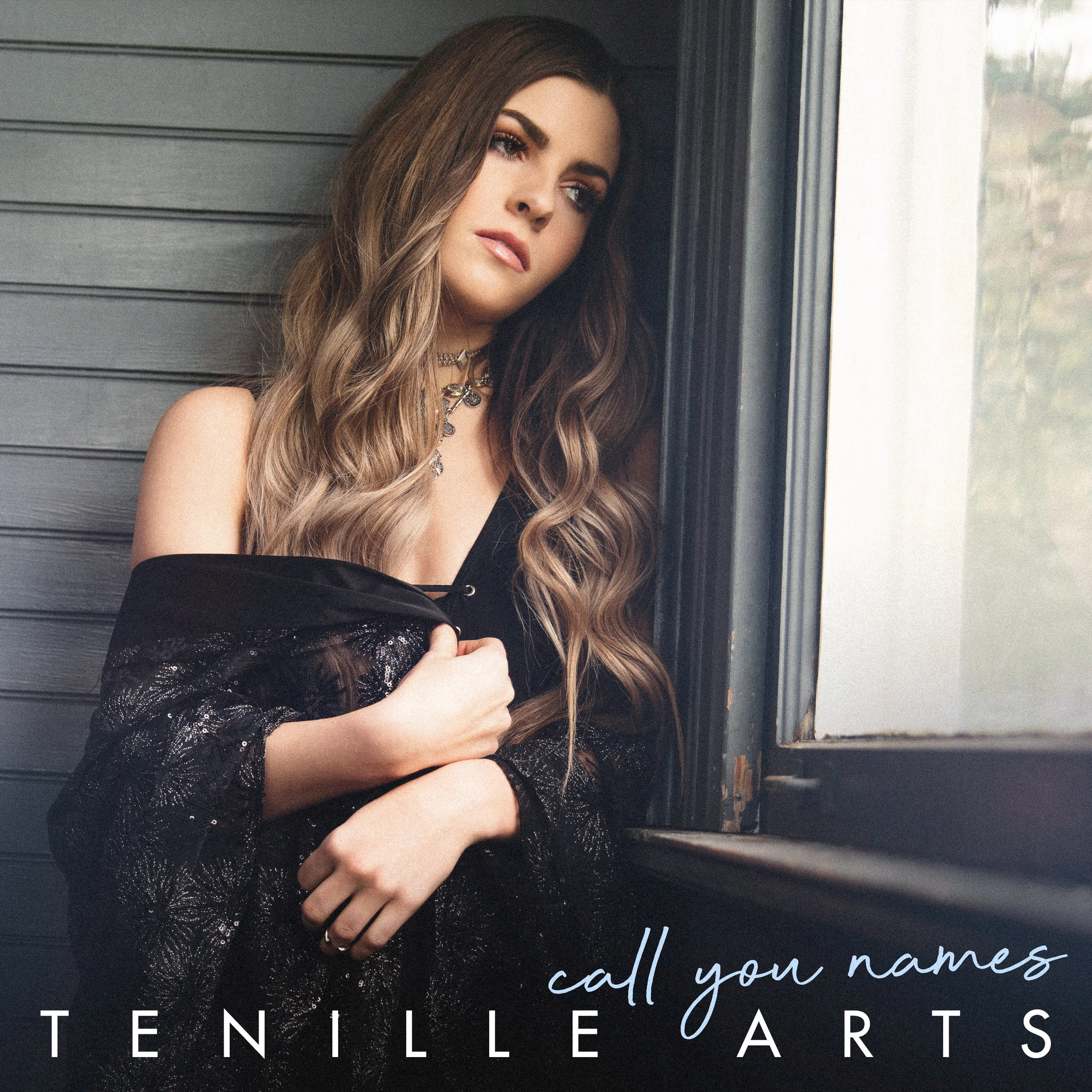 Tenille Announces New Single, "Call You Names"