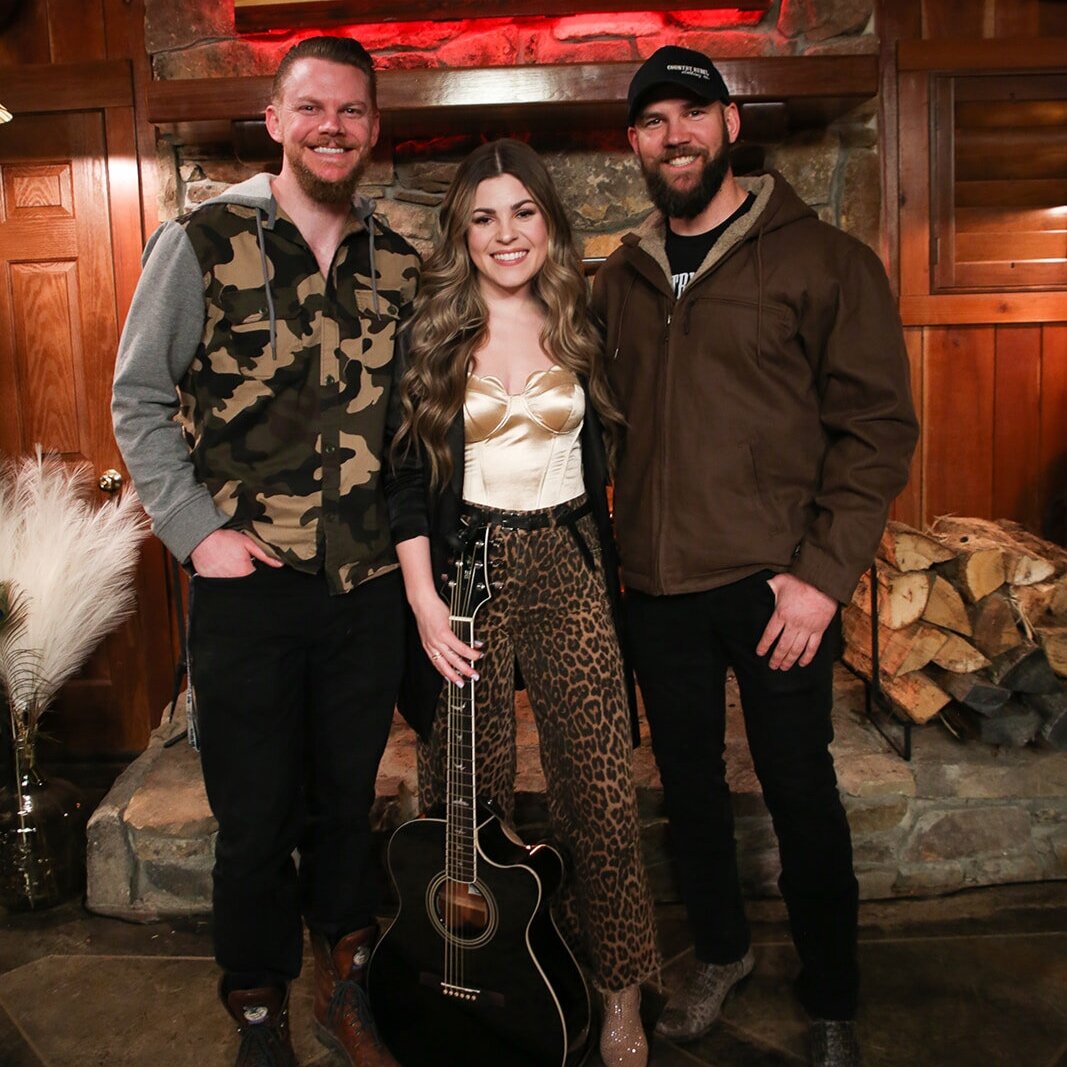 Tenille Performs for Country Rebel’s Fireside Sessions