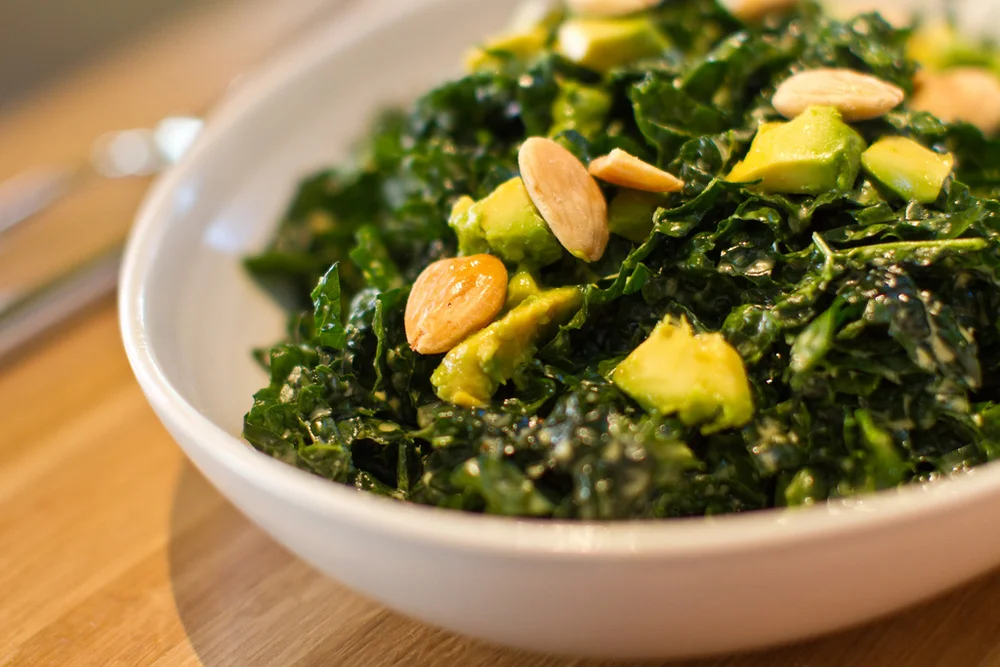 RAW KALE SALAD 