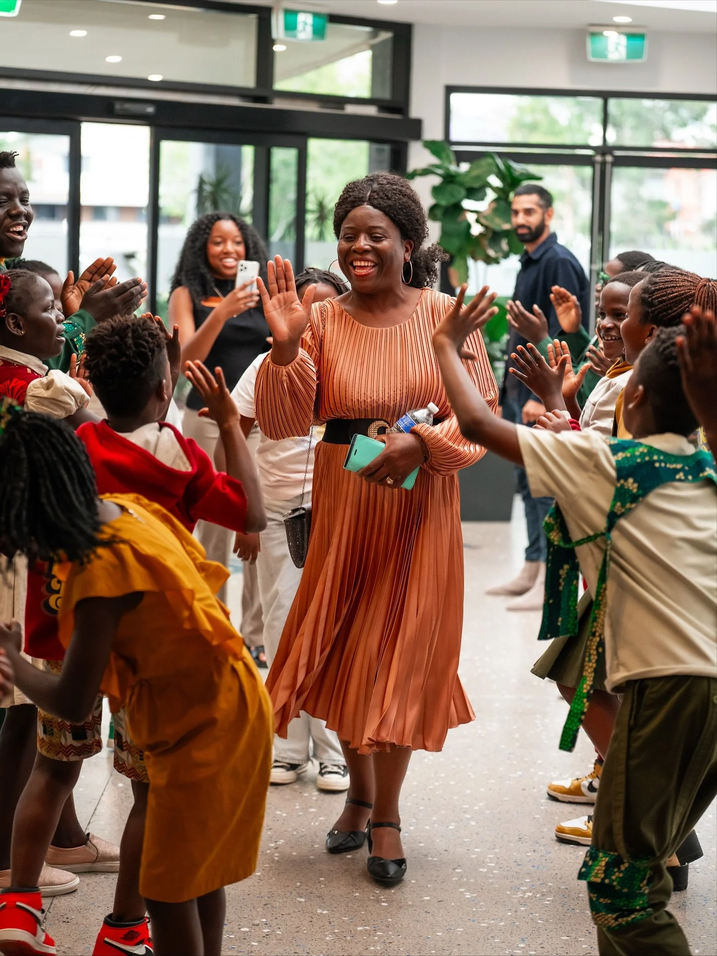 Impossible to keep still when the @watotoaustralia choir is in the house, leading us in Praise and Worship! 🎶