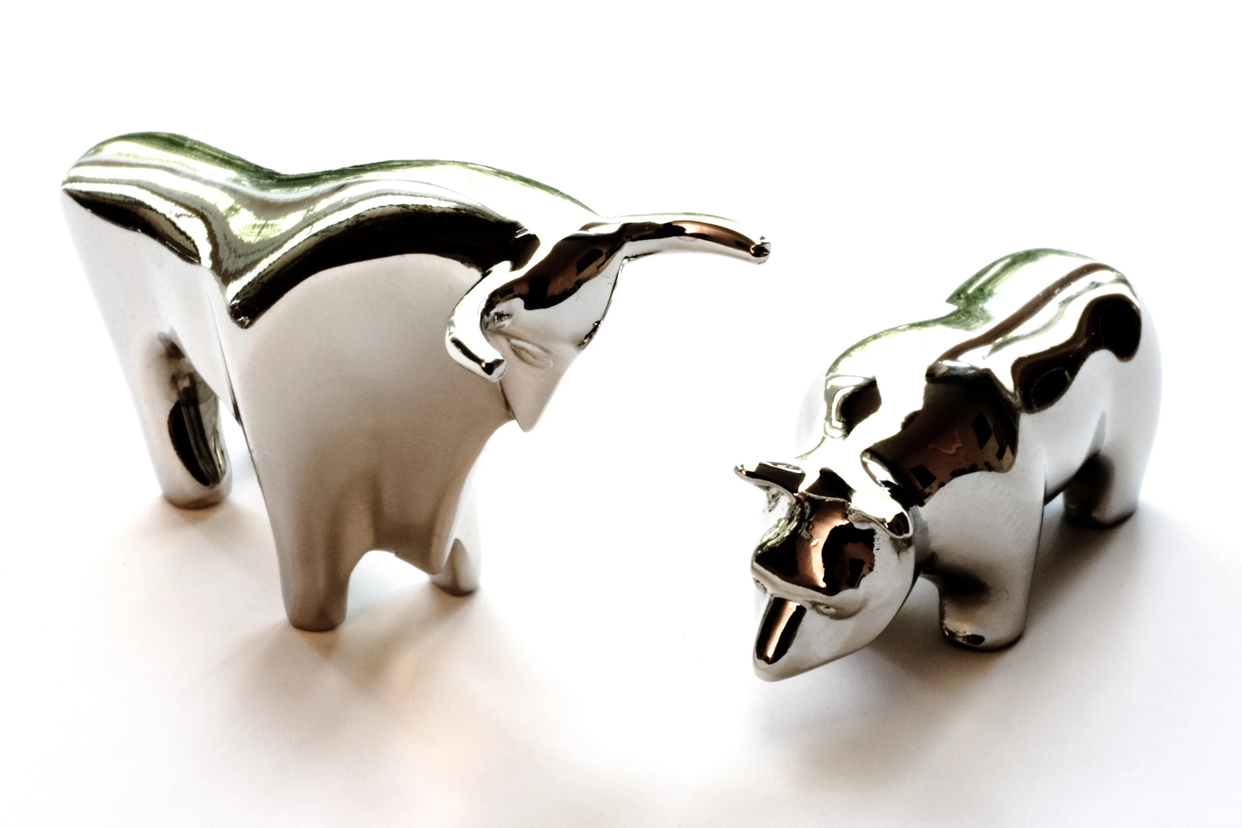AUD Consolidates Gains as Data Dries Up