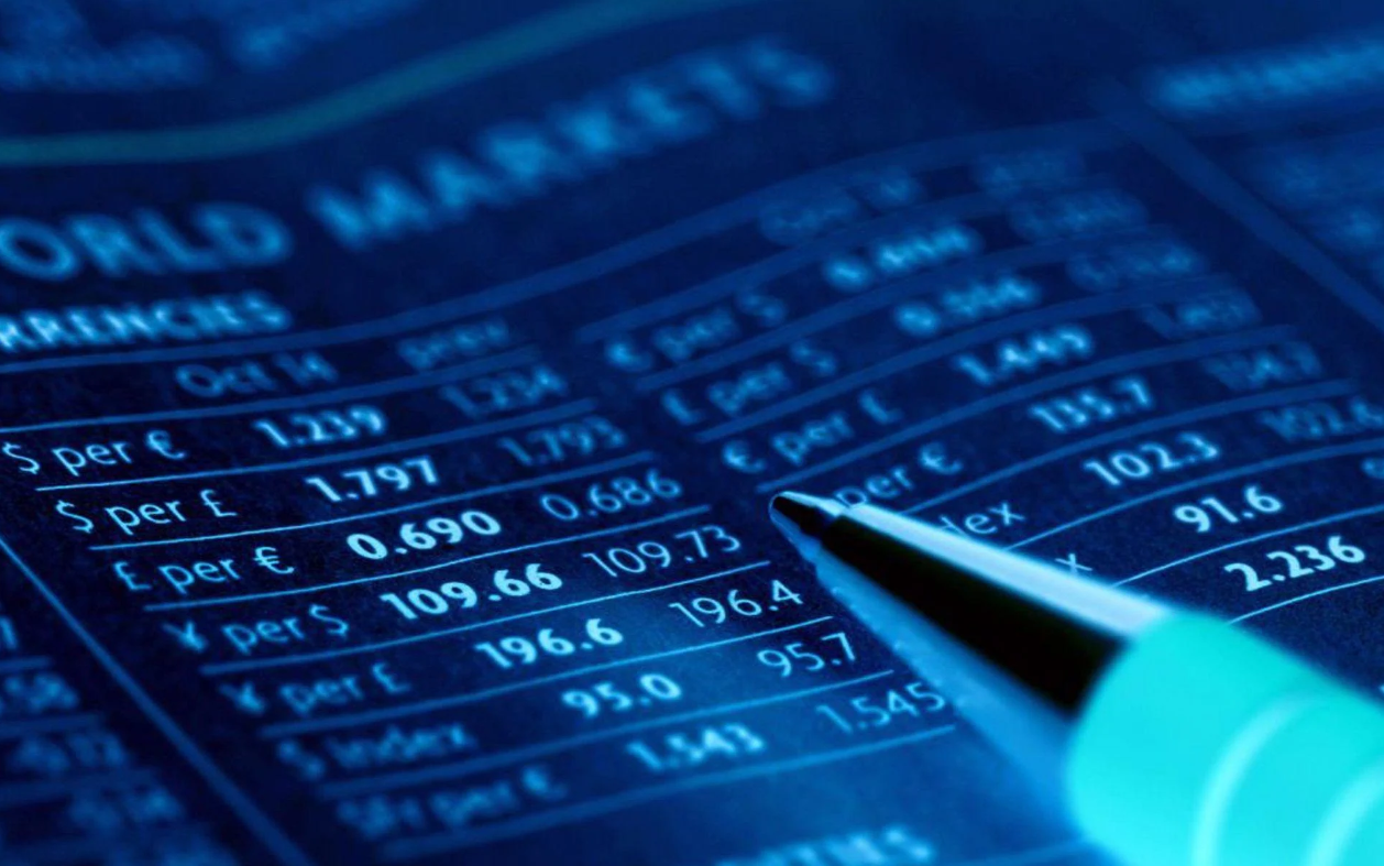 Currencies Start the Week Quietly