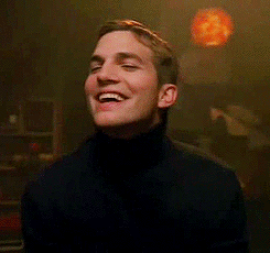 tumblr_n8nmyq7e6l1th015oo2_250.gif