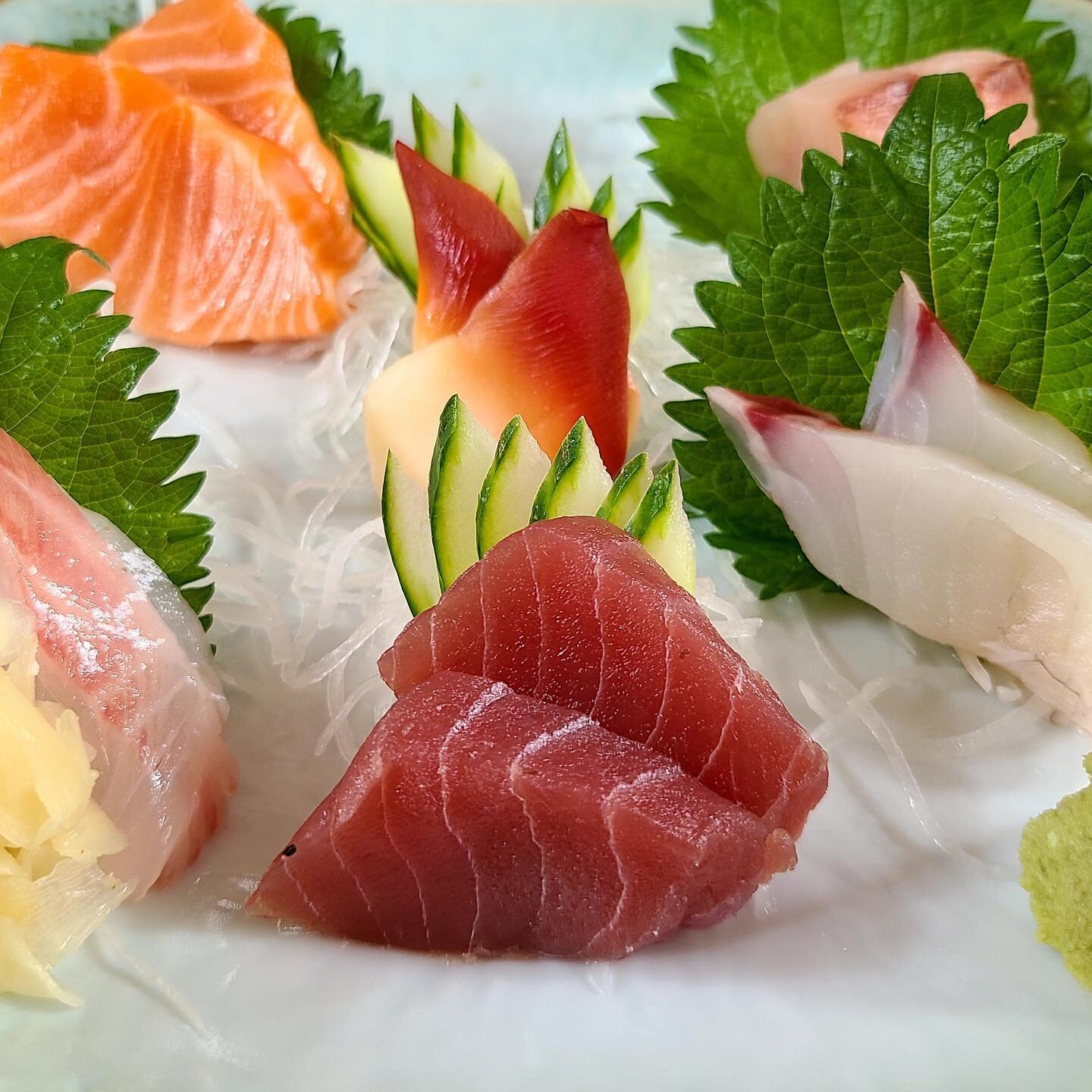 Our sashimi is the perfect dish for the heatwave. Pop down and indulge in the best Japanese-food in town. 
-
-
-
-
#sashimi #japanesefood #japaneserestaurant #food #foodie #foodblogger #foodphotography #sushilovers #sushiporn  #sushinoen