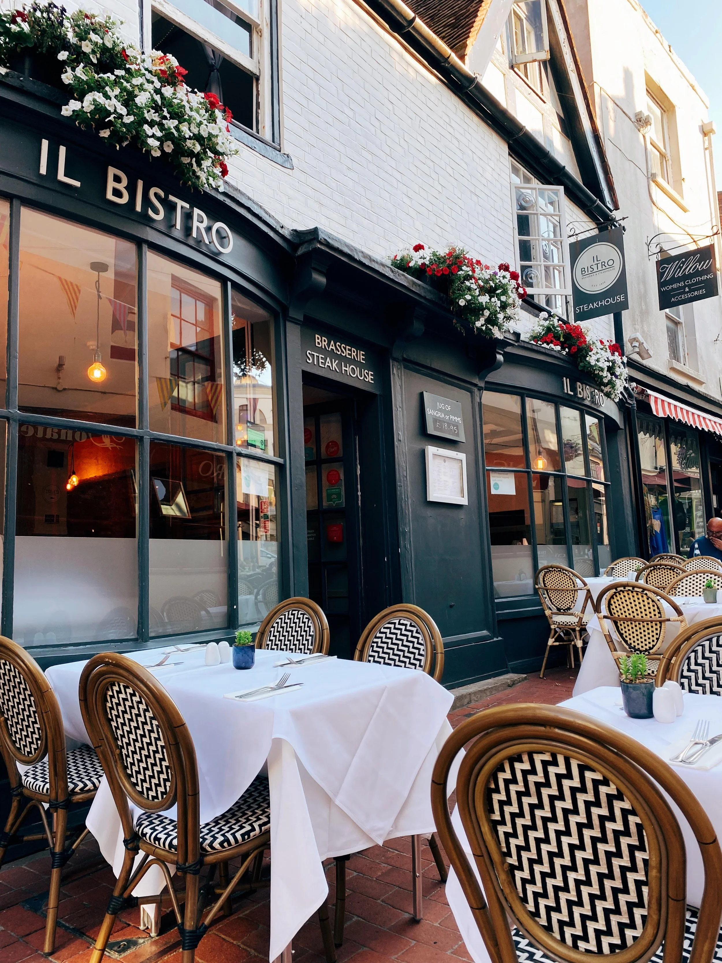 bistro outside.jpg