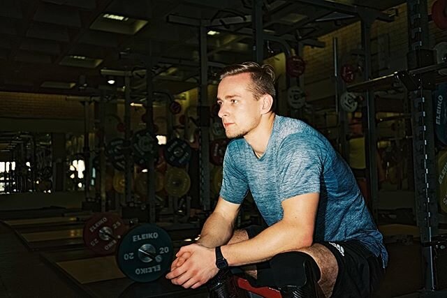 Training never stops.
&mdash;&mdash;&mdash;&mdash;&mdash;&mdash;&mdash;&mdash;&mdash;&mdash;&mdash;&mdash;&mdash;&mdash;&mdash;
#covid19 #stayfocused #tokyo2021 #analogphotography #olympusaf10super #portra160 #gym #trackandfield #bladerunner
&mdash;&