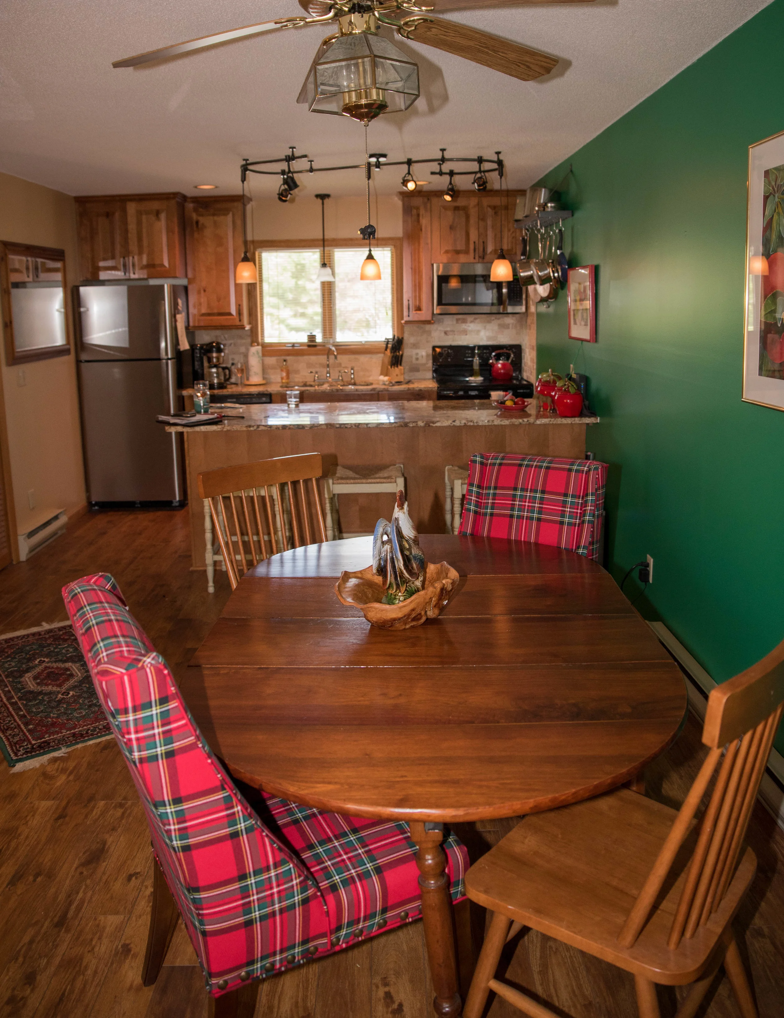 Deerfield 43 Kitchen-Dining (1).jpg