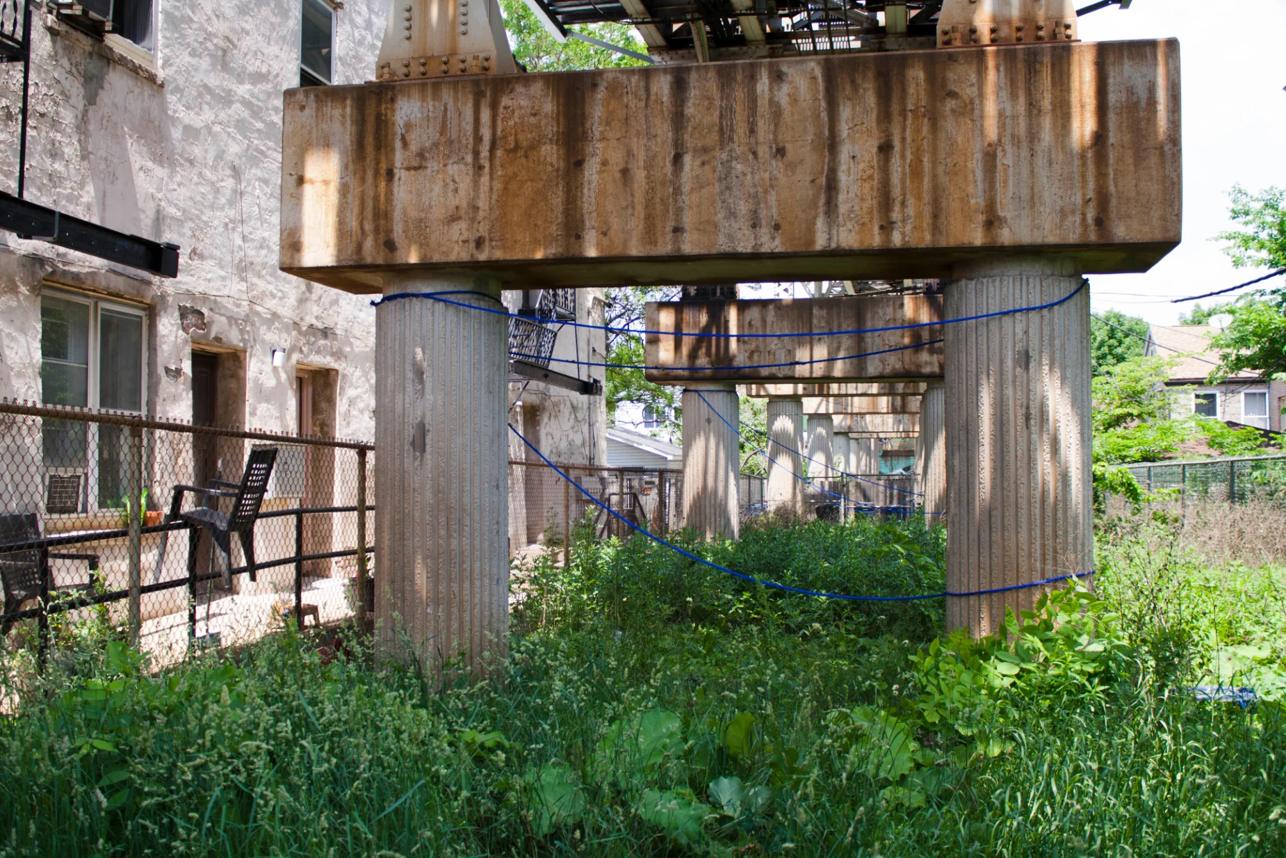 Jacqueline-Surdell-Artist-Installation-Urban-Contours-02.jpg