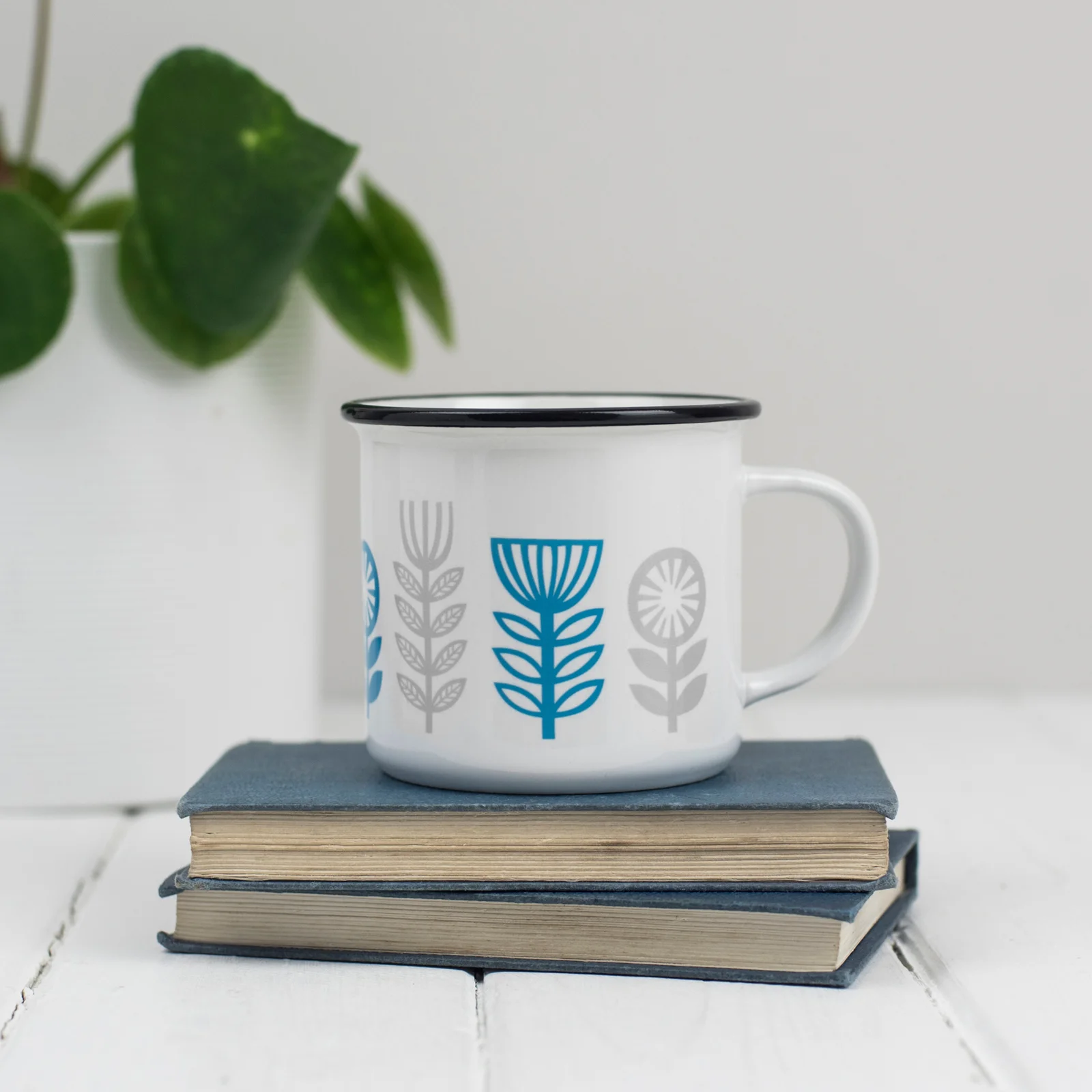 LauraDanby-Flower-MugGrey3.jpg