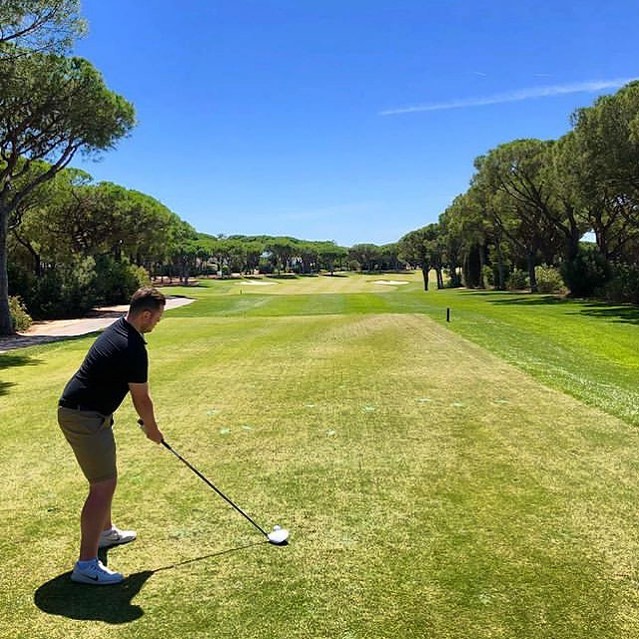 Billy playing some of the best courses in Portugal 🇵🇹 on his recent trip! Looks pure out there 👌🏼👌🏼👌🏼 #weareygt #golf #bestjob
