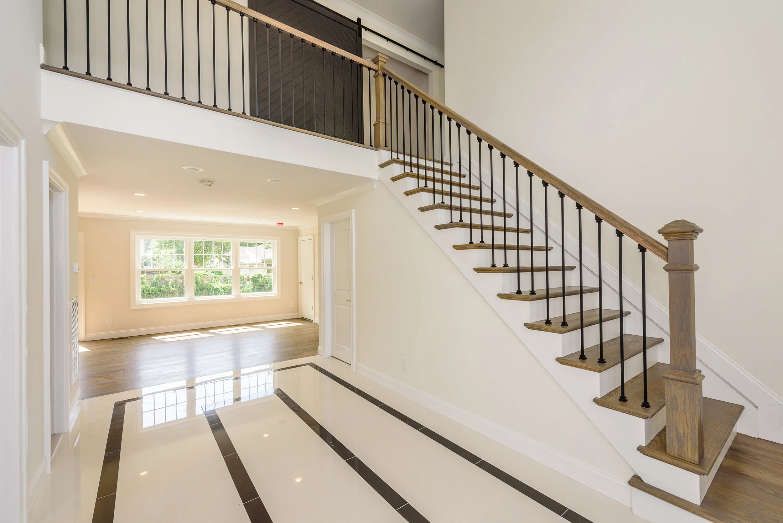 003_Foyer .jpg