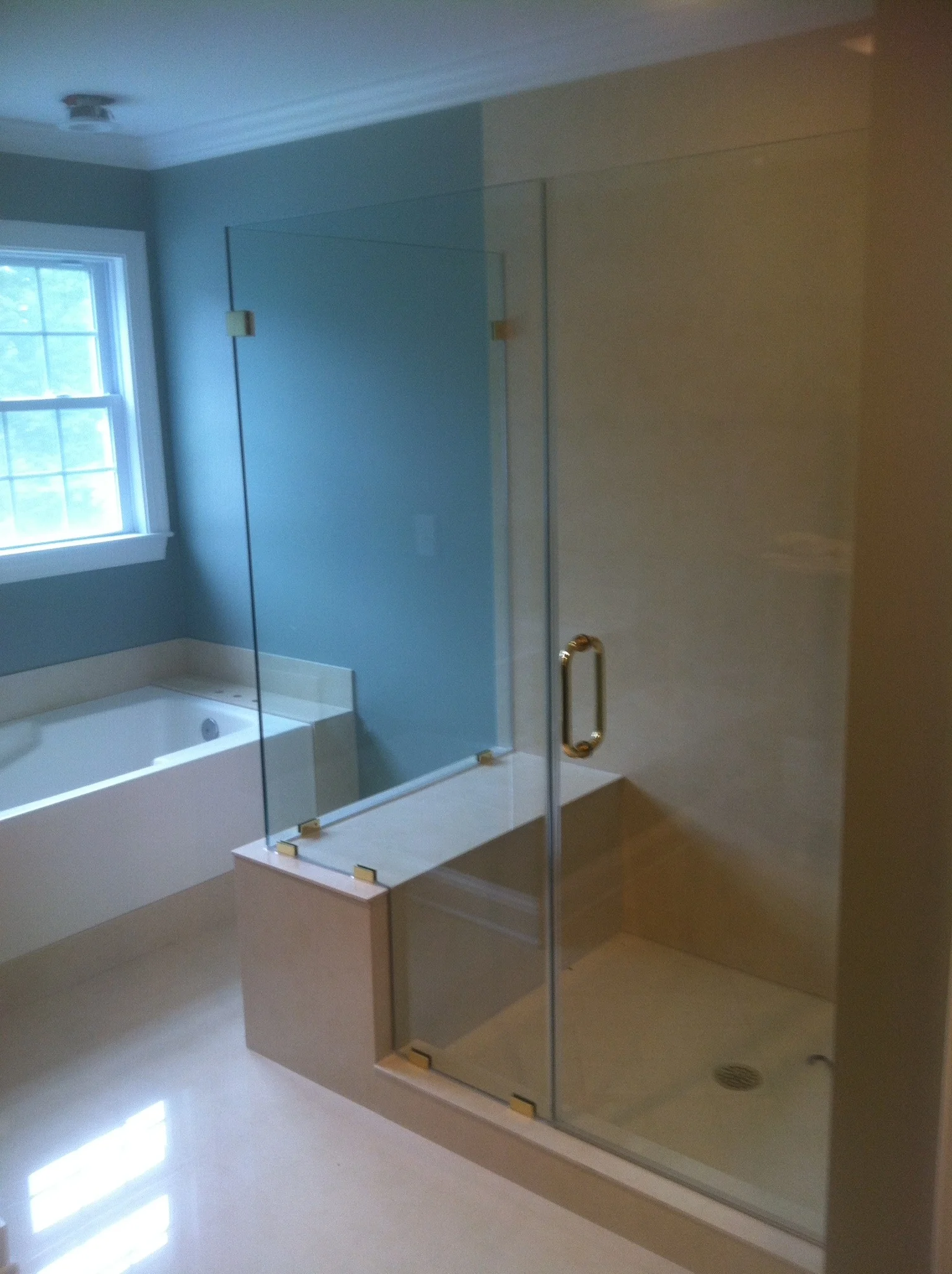 Chase_shower_door_photos-05.jpg