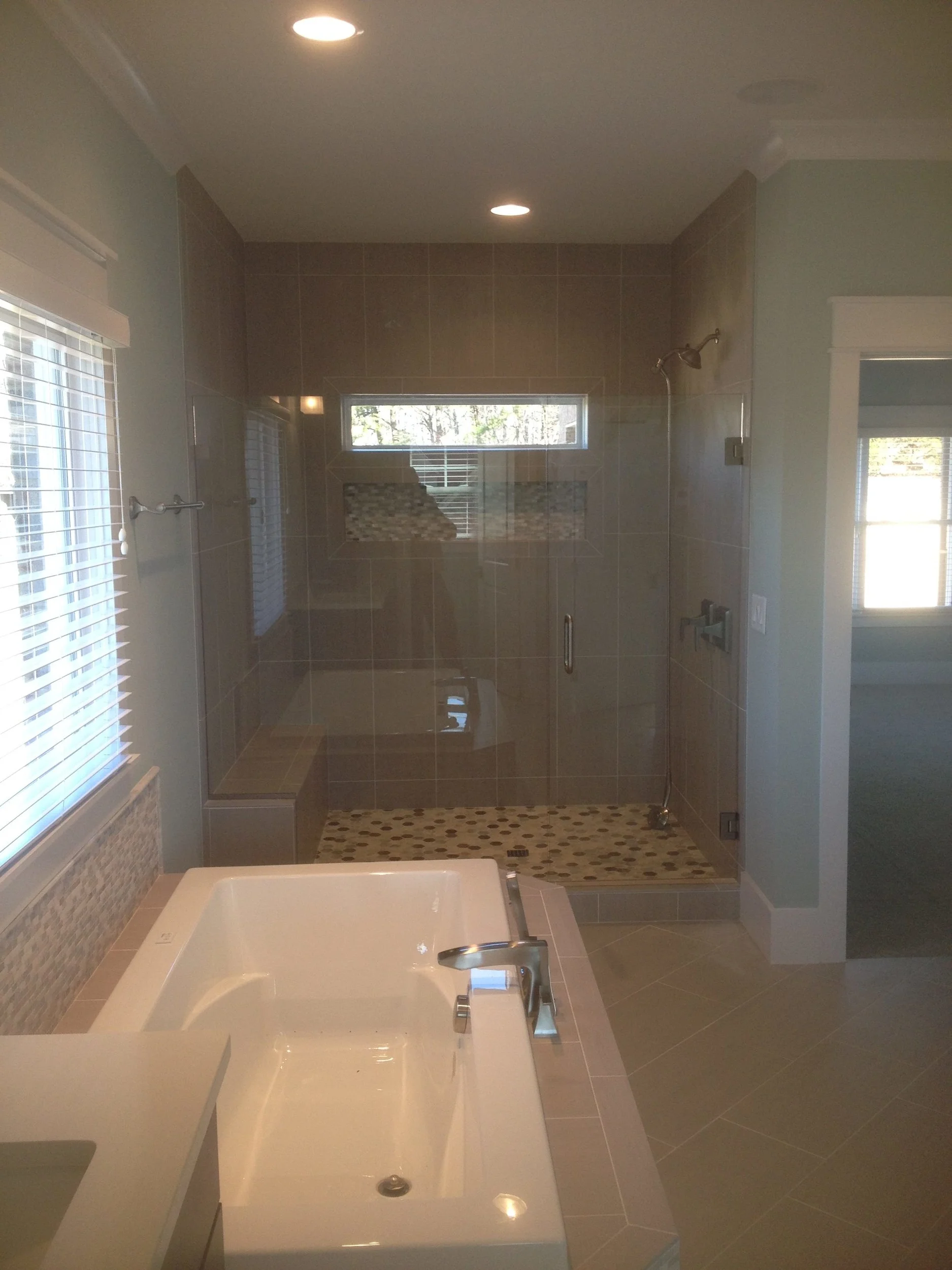 Chase_shower_door_photos-10.jpg