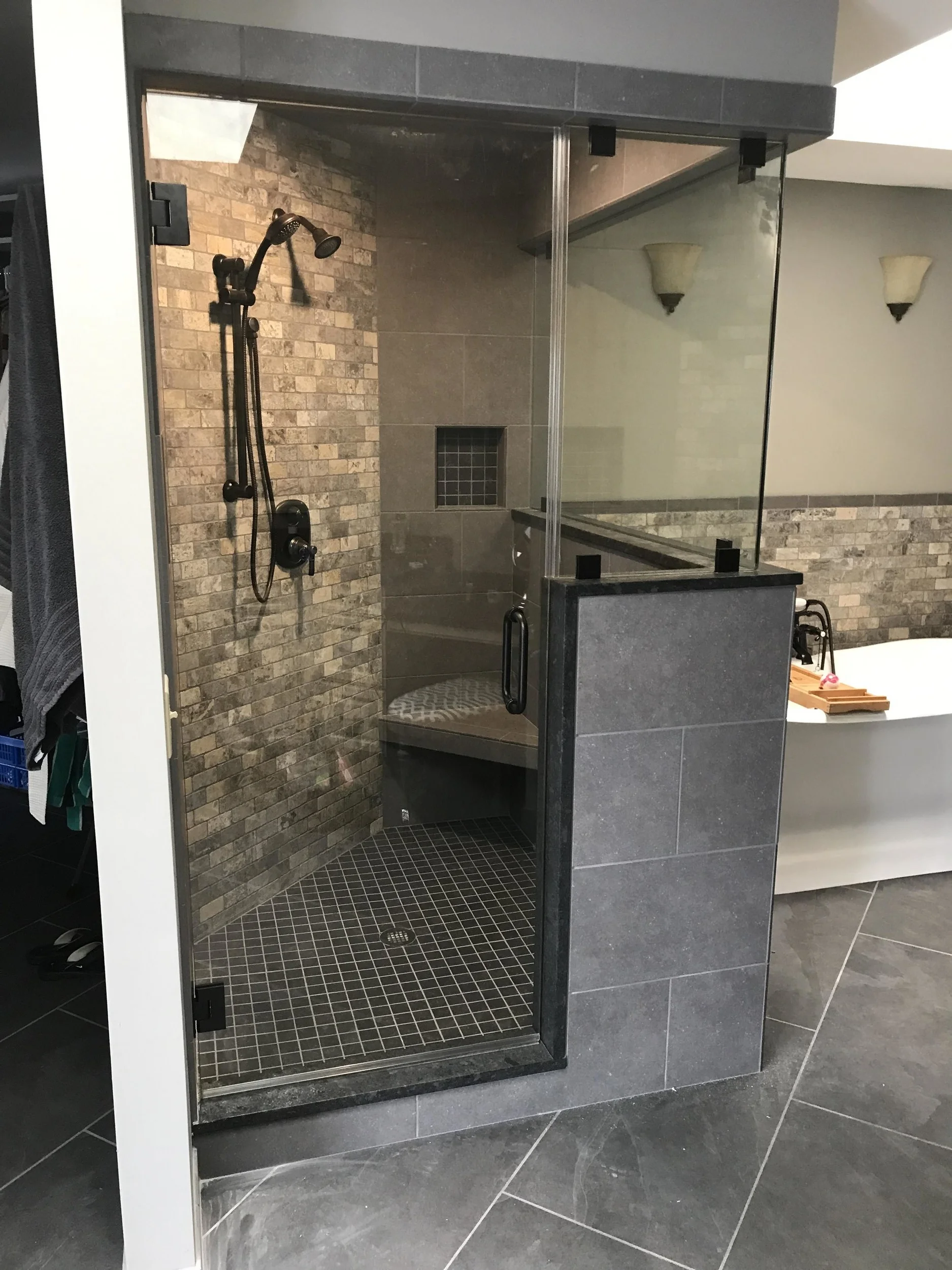 Chase_shower_door_photos-46.jpg