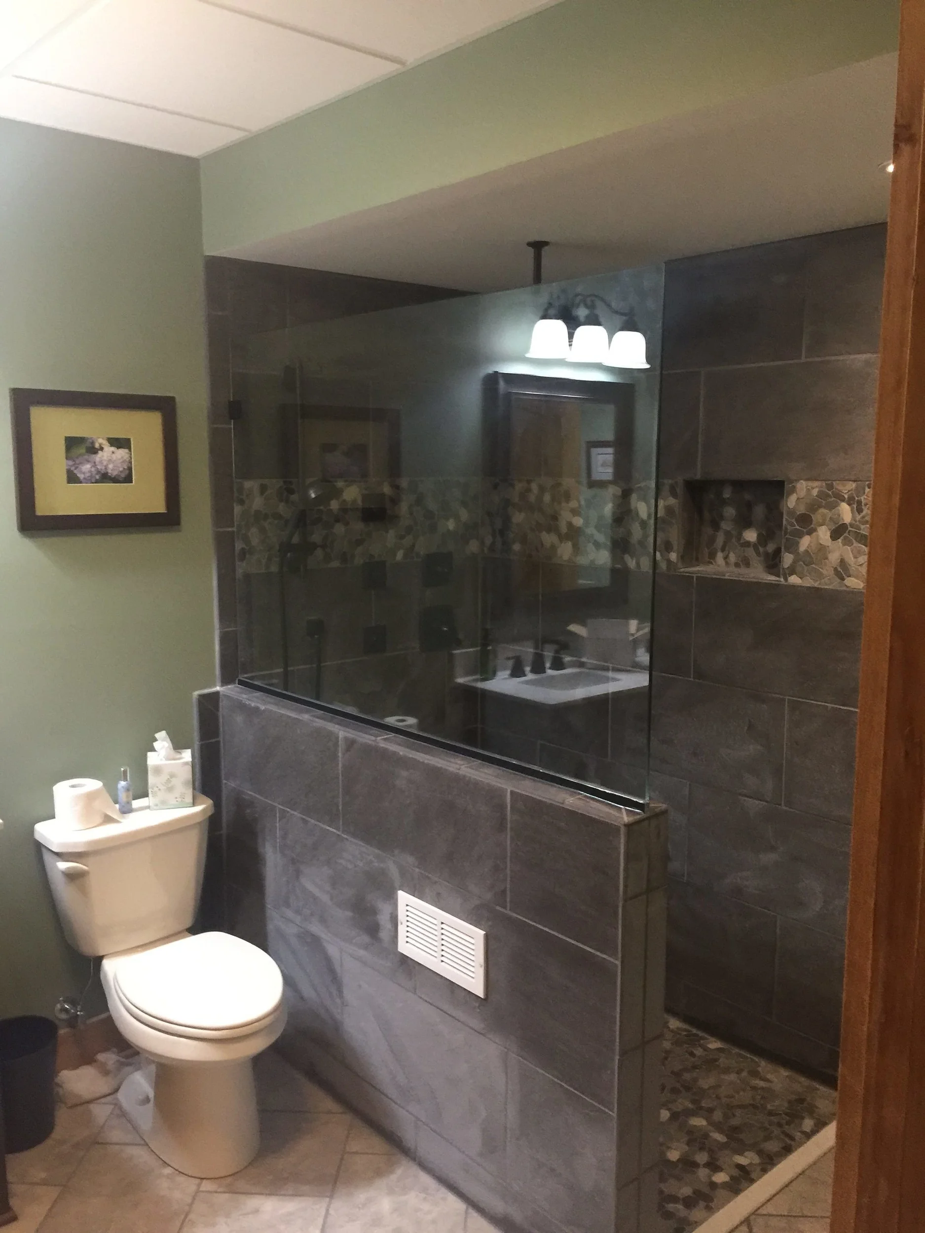 Chase_shower_door_photos-41.jpg