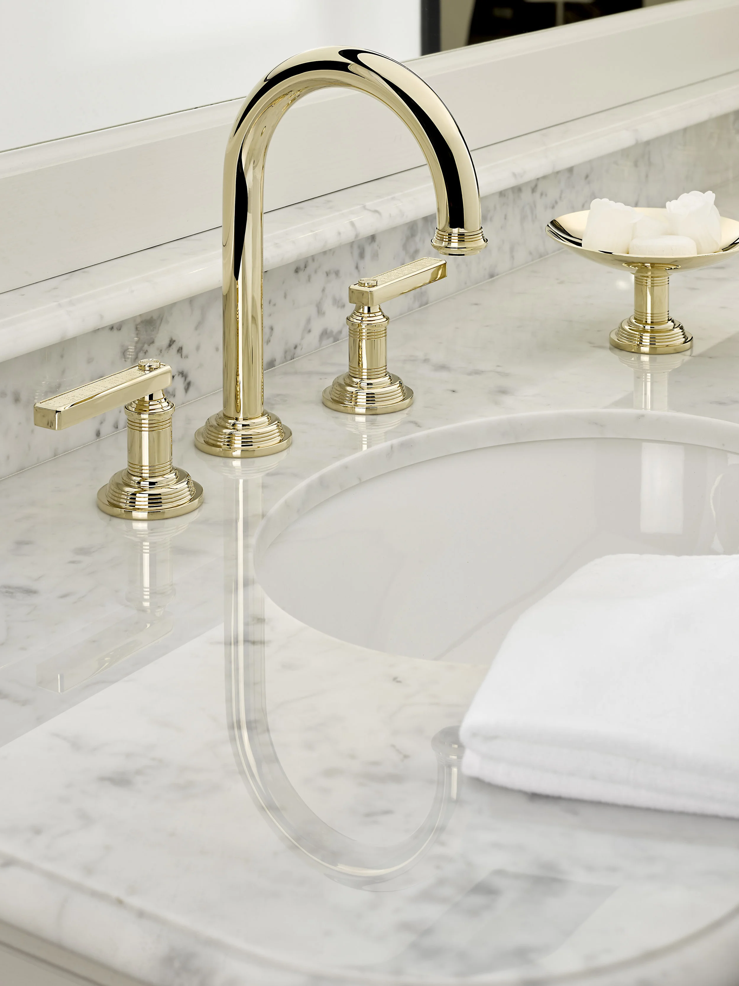 the warmth of brass | designer details | THG bathroom faucets
